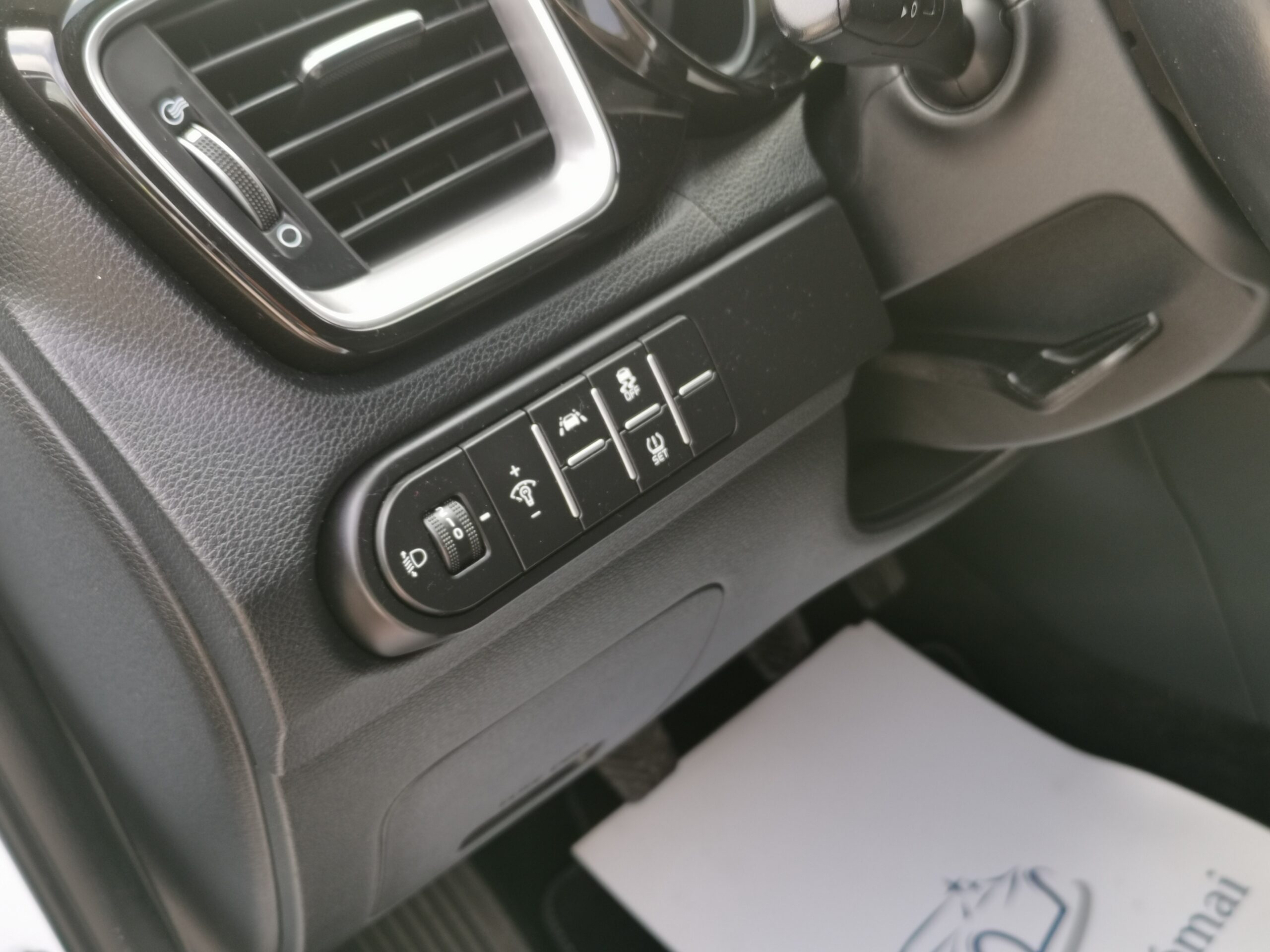 KIA CEE'D Ceed SW 1.6 CRDi HP Hybrid Gold MO.-i. 1. Tulaj. Szervizkönyv! ÁFÁ-s! TEMPOMAT. KAMERA. ÜLÉSFŰTÉS