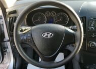 HYUNDAI I30 CW 1.4 DOHC Classic AC 85.000km! 1. Tulaj. KLÍMA. KÖDLÁMPA. PARKRADAR