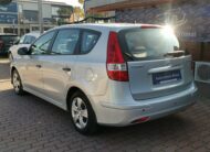 HYUNDAI I30 CW 1.4 DOHC Classic AC 85.000km! 1. Tulaj. KLÍMA. KÖDLÁMPA. PARKRADAR