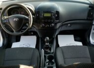 HYUNDAI I30 CW 1.4 DOHC Classic AC 85.000km! 1. Tulaj. KLÍMA. KÖDLÁMPA. PARKRADAR