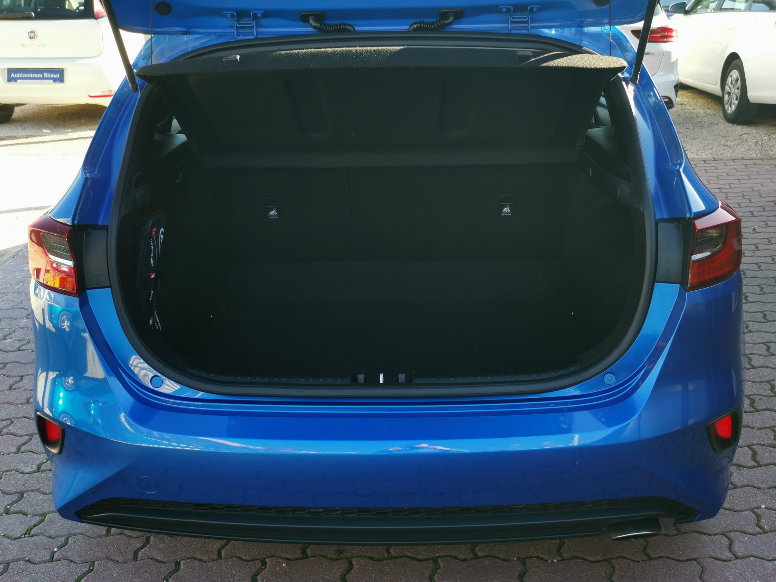 KIA CEE'D Ceed 1.4 MPI Bronze 88.000km! 2. Tulaj. Szervizkönyv! TEMPOMAT. ALUFELNI. KÖDLÁMPA