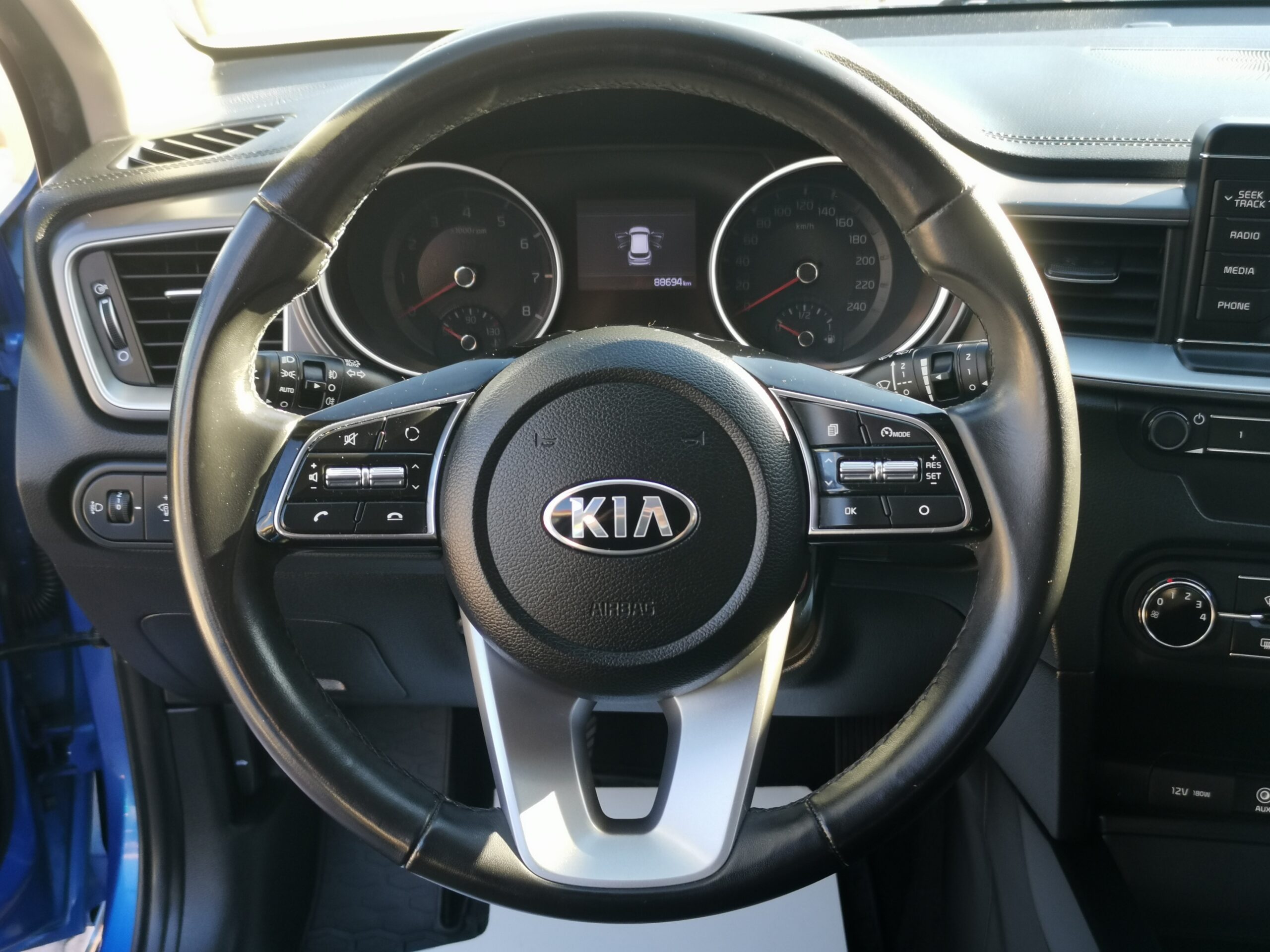 KIA CEE'D Ceed 1.4 MPI Bronze 88.000km! 2. Tulaj. Szervizkönyv! TEMPOMAT. ALUFELNI. KÖDLÁMPA