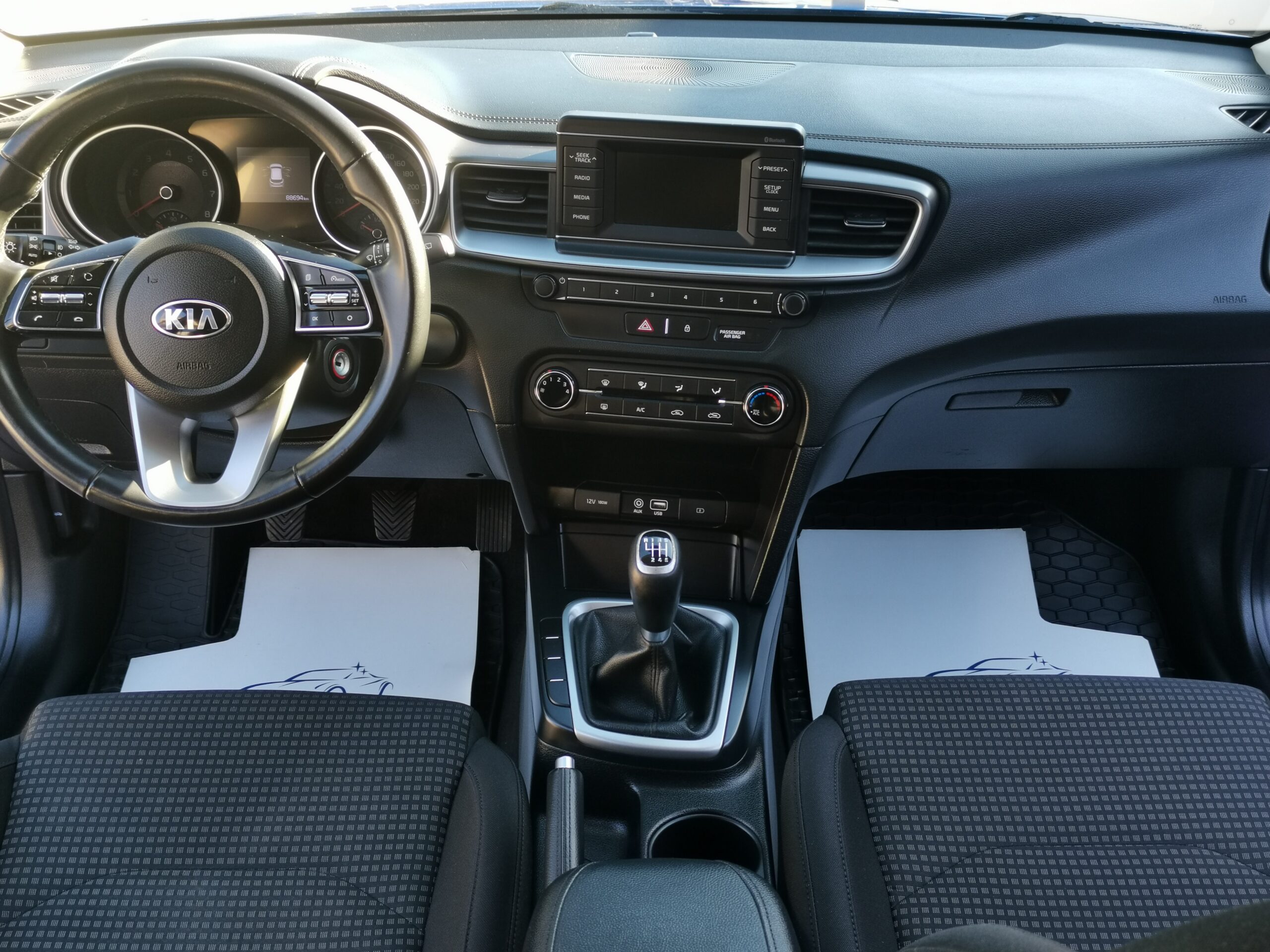 KIA CEE'D Ceed 1.4 MPI Bronze 88.000km! 2. Tulaj. Szervizkönyv! TEMPOMAT. ALUFELNI. KÖDLÁMPA