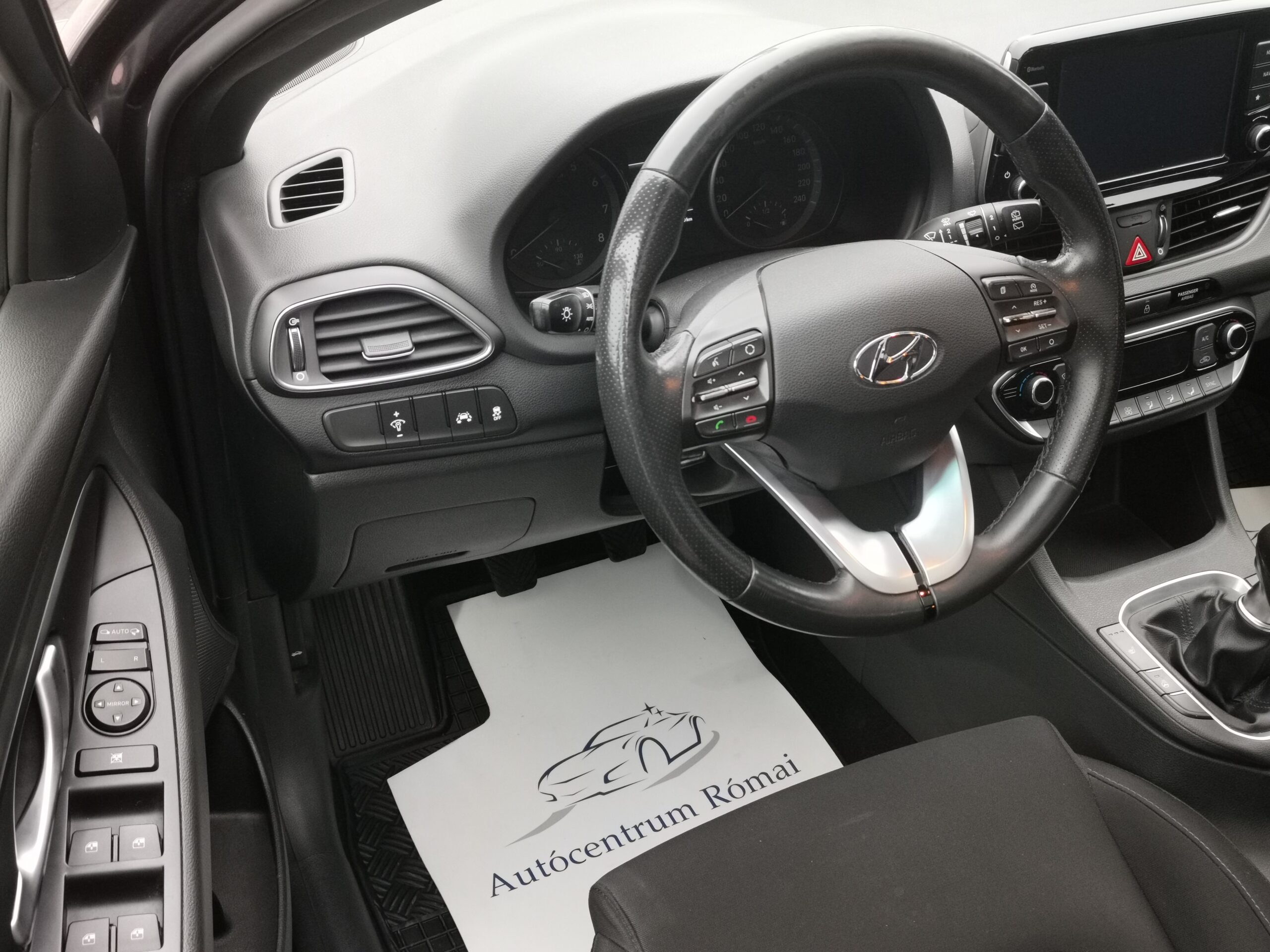 HYUNDAI I30 1.4 T-GDi GO! Plus 2. Tulaj. 94.000km! RITKASÁG! PANORÁMA TETŐ. LED. NAVIGÁCIÓ. KAMERA