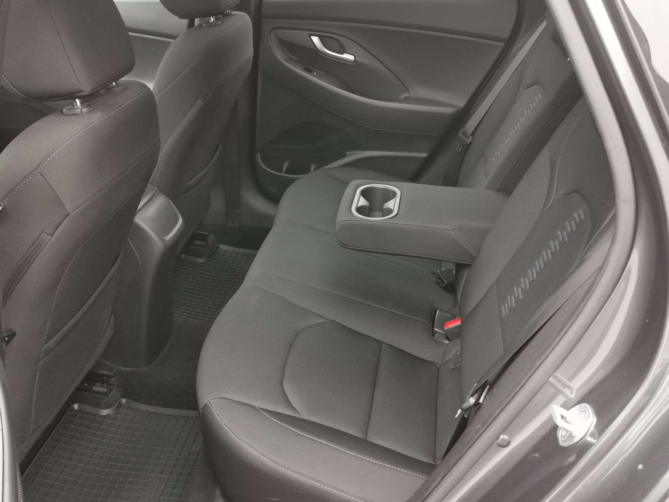 HYUNDAI I30 1.4 T-GDi GO! Plus 2. Tulaj. 94.000km! RITKASÁG! PANORÁMA TETŐ. LED. NAVIGÁCIÓ. KAMERA