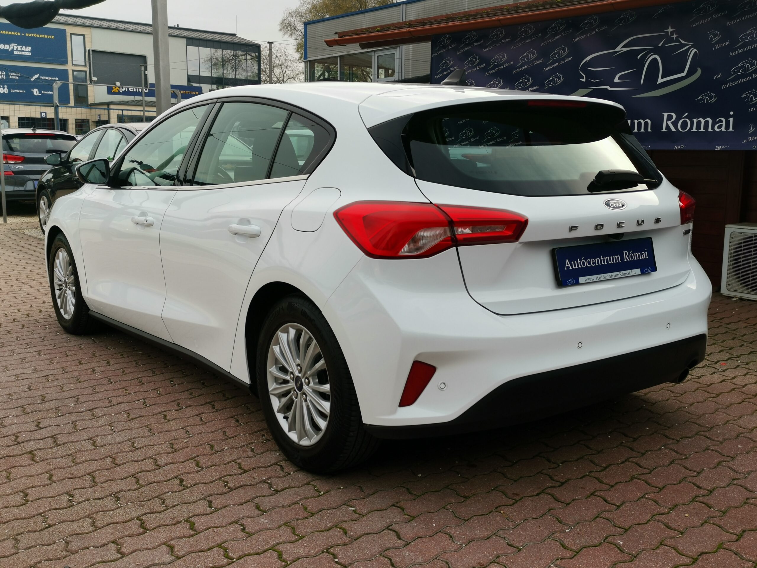 FORD FOCUS 1.0 EcoBoost mHEV Titanium MO.-i. 1. Tulaj. Szervizkönyv! NAVIGÁCIÓ. LED. TEMPOMAT. ÜLÉSFŰTÉS