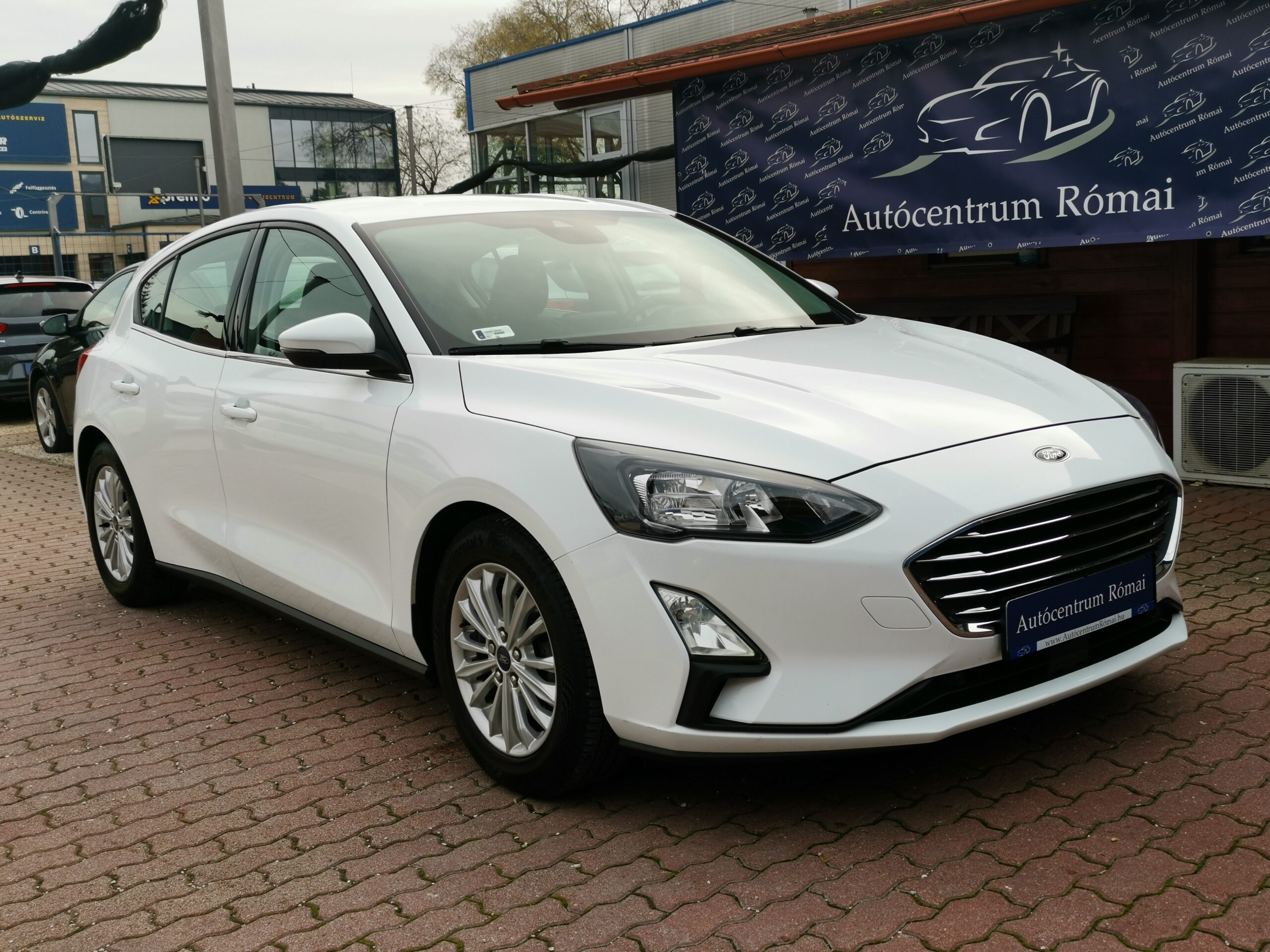 FORD FOCUS 1.0 EcoBoost mHEV Titanium MO.-i. 1. Tulaj. Szervizkönyv! NAVIGÁCIÓ. LED. TEMPOMAT. ÜLÉSFŰTÉS