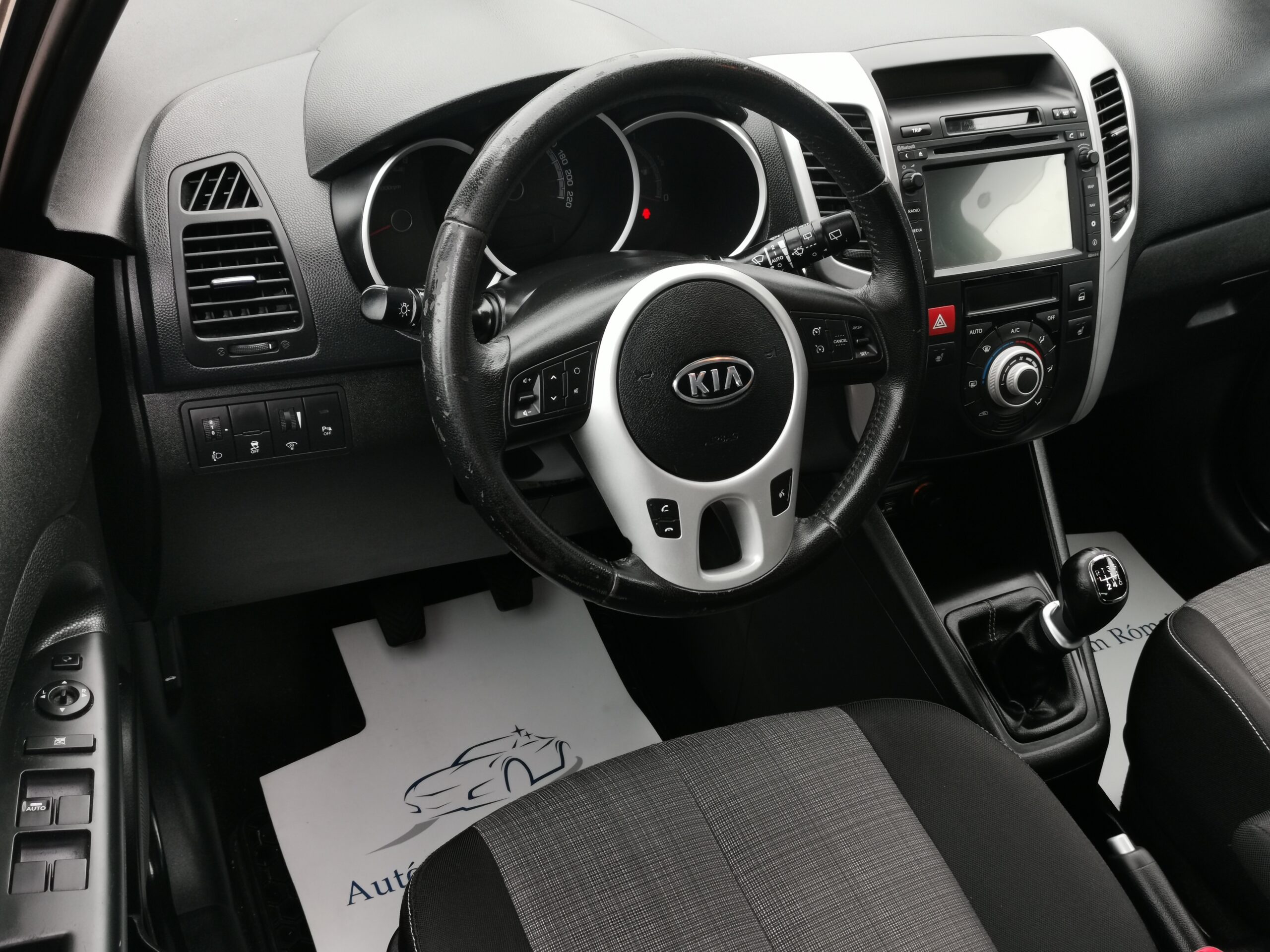 KIA VENGA 1.6 EX 132.000km! DIGIT KLÍMA. TEMPOMAT. KAMERA. NAVIGÁCIÓ. ÜLÉSFŰTÉS