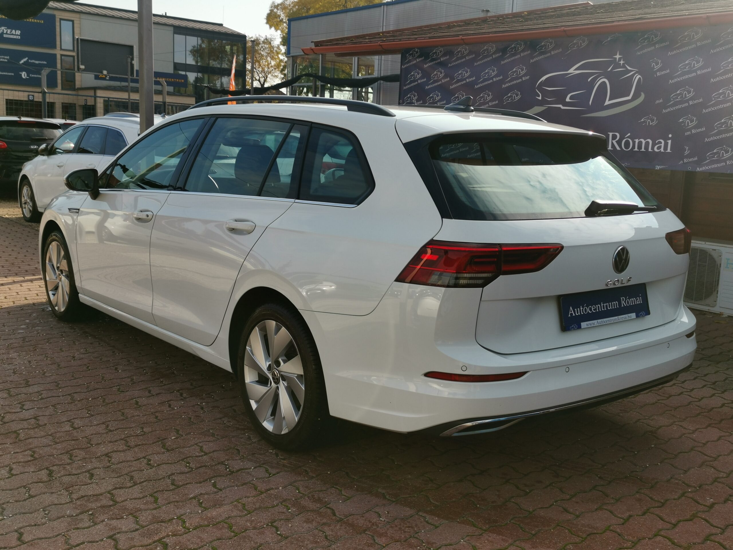 VOLKSWAGEN GOLF VIII Variant 1.5 TSI ACT Style MO.-i. 1. Tulaj. ÁFÁ-s! TEMPOMAT. LED. ÜLÉSFŰTÉS. ALUFELNI