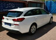 HYUNDAI I30 1.5 DPi Life MO.-i. 1. Tulaj. Szervizkönyv! ÁFÁ-s! TEMPOMAT. PARKRADAR. KÖDLÁMPA