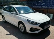 HYUNDAI I30 1.5 DPi Life MO.-i. 1. Tulaj. Szervizkönyv! ÁFÁ-s! TEMPOMAT. PARKRADAR. KÖDLÁMPA