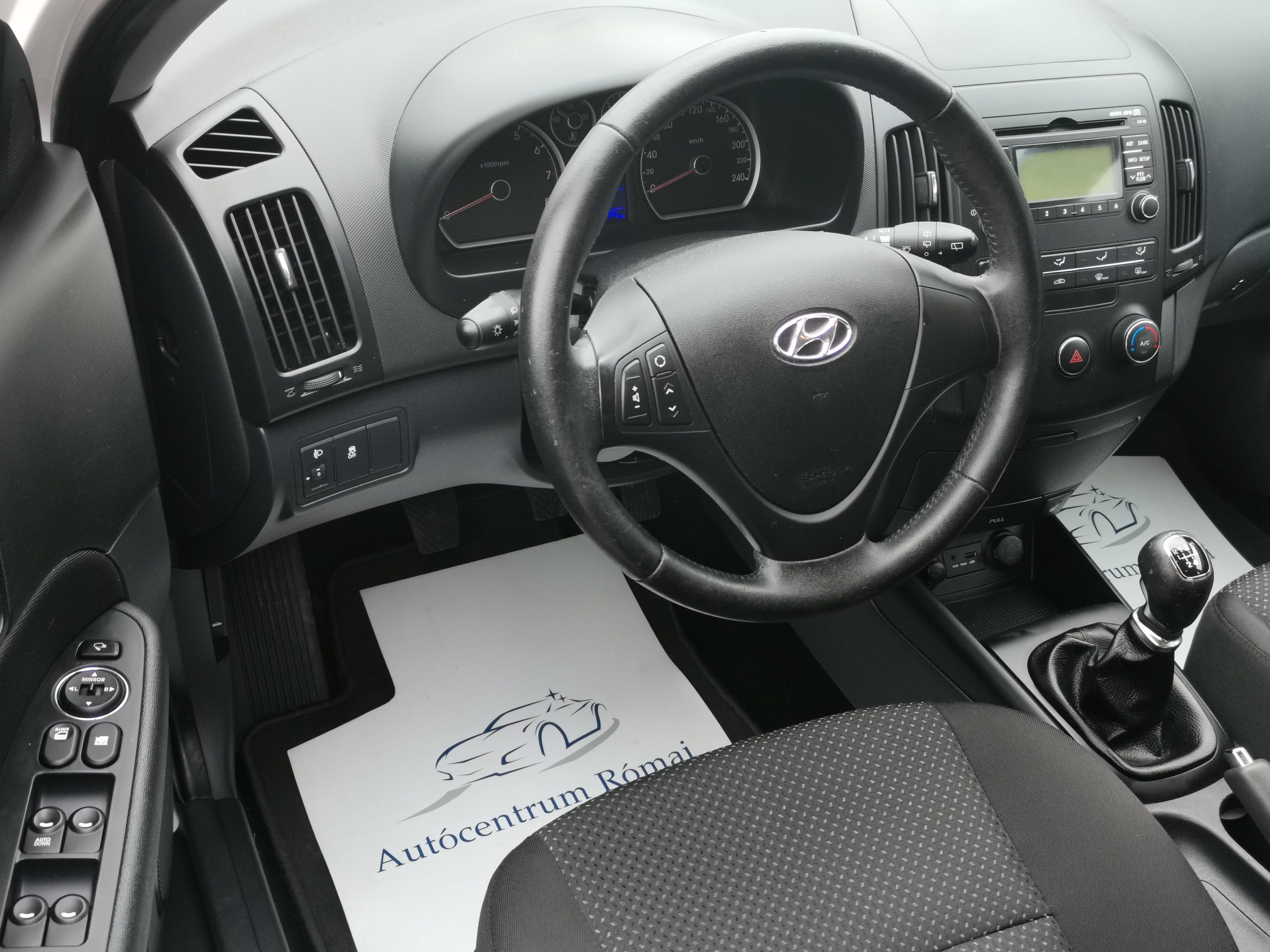 HYUNDAI I30 i30u 1.4 DOHC Life 127.000km! KLÍMA. ÜLÉSFŰTÉS. KÖDLÁMPA. ELEKTROMOS ABLAK