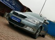SKODA OCTAVIA Combi 1.8 TSI Ambition Style. 1. Tulaj. Szervizkönyv! TEMPOMAT. PARKRADAR. ÜLÉSFŰTÉS. ALUFELNI