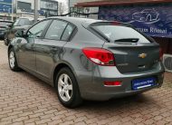 CHEVROLET CRUZE 1.8 LT Plus 104.000km! KLÍMA. ALUFELNI. TEMPOMAT. PARKRADAR. KÖDLÁMPA