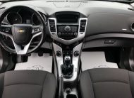 CHEVROLET CRUZE 1.8 LT Plus 104.000km! KLÍMA. ALUFELNI. TEMPOMAT. PARKRADAR. KÖDLÁMPA