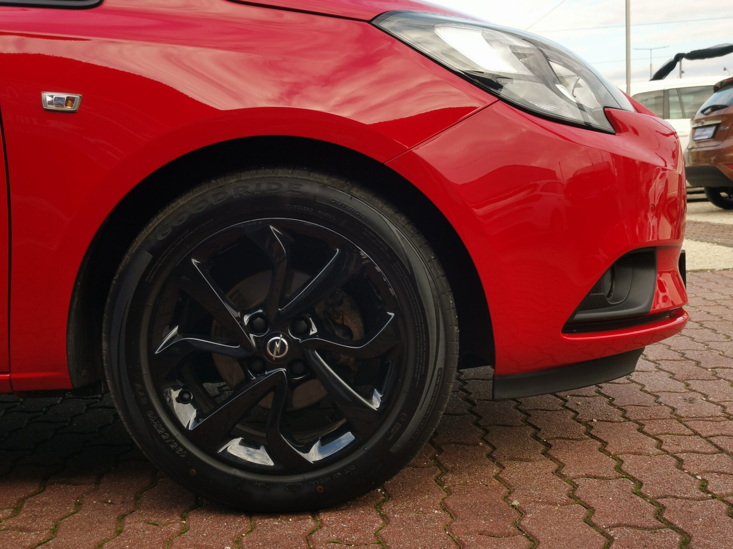 OPEL CORSA E 1.4 Color Edition Start-Stop 2. Tulaj. Szervizkönyv! TEMPOMAT. ÜLÉSFŰTÉS. PARKRADAR