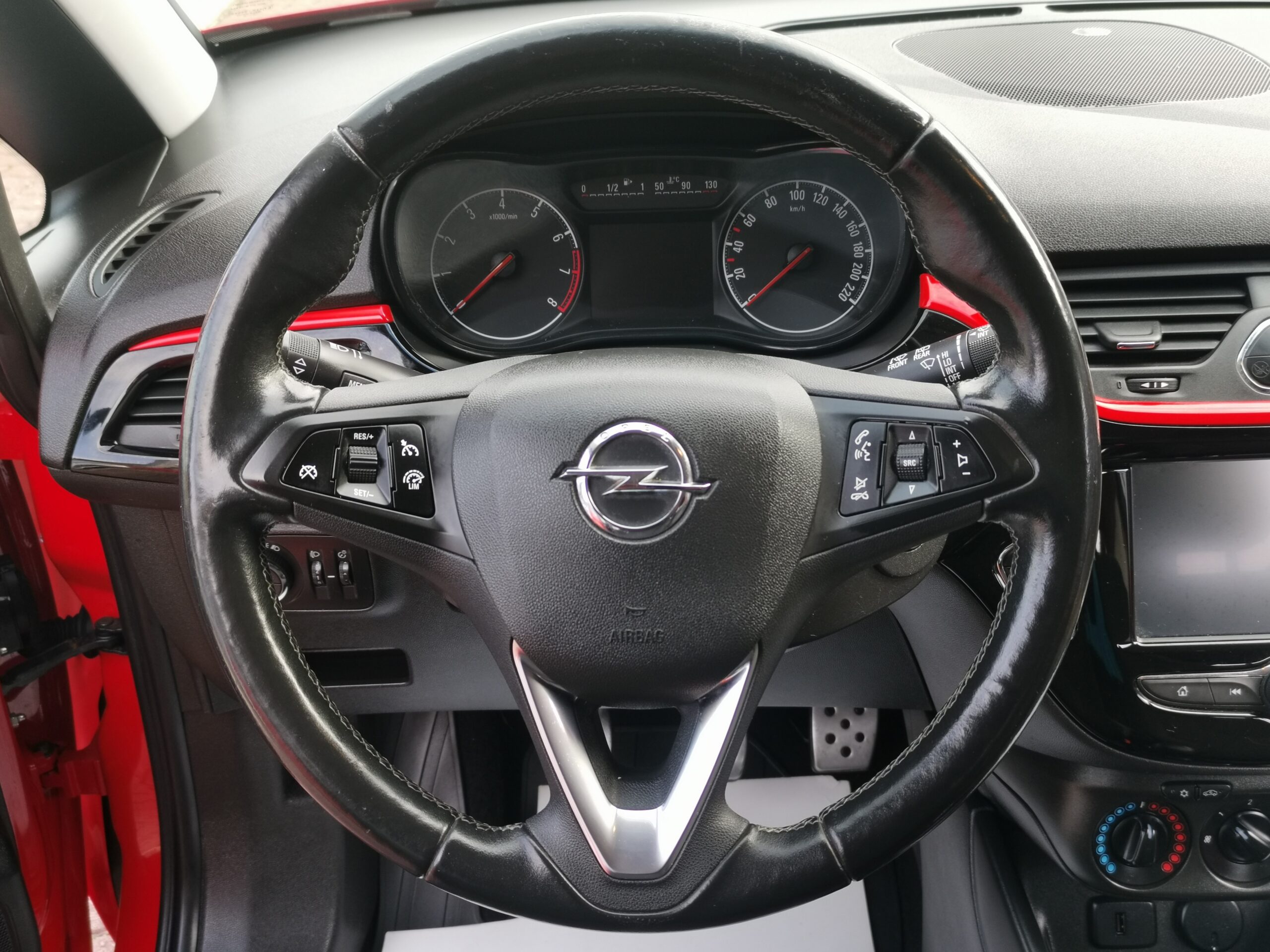 OPEL CORSA E 1.4 Color Edition Start-Stop 2. Tulaj. Szervizkönyv! TEMPOMAT. ÜLÉSFŰTÉS. PARKRADAR