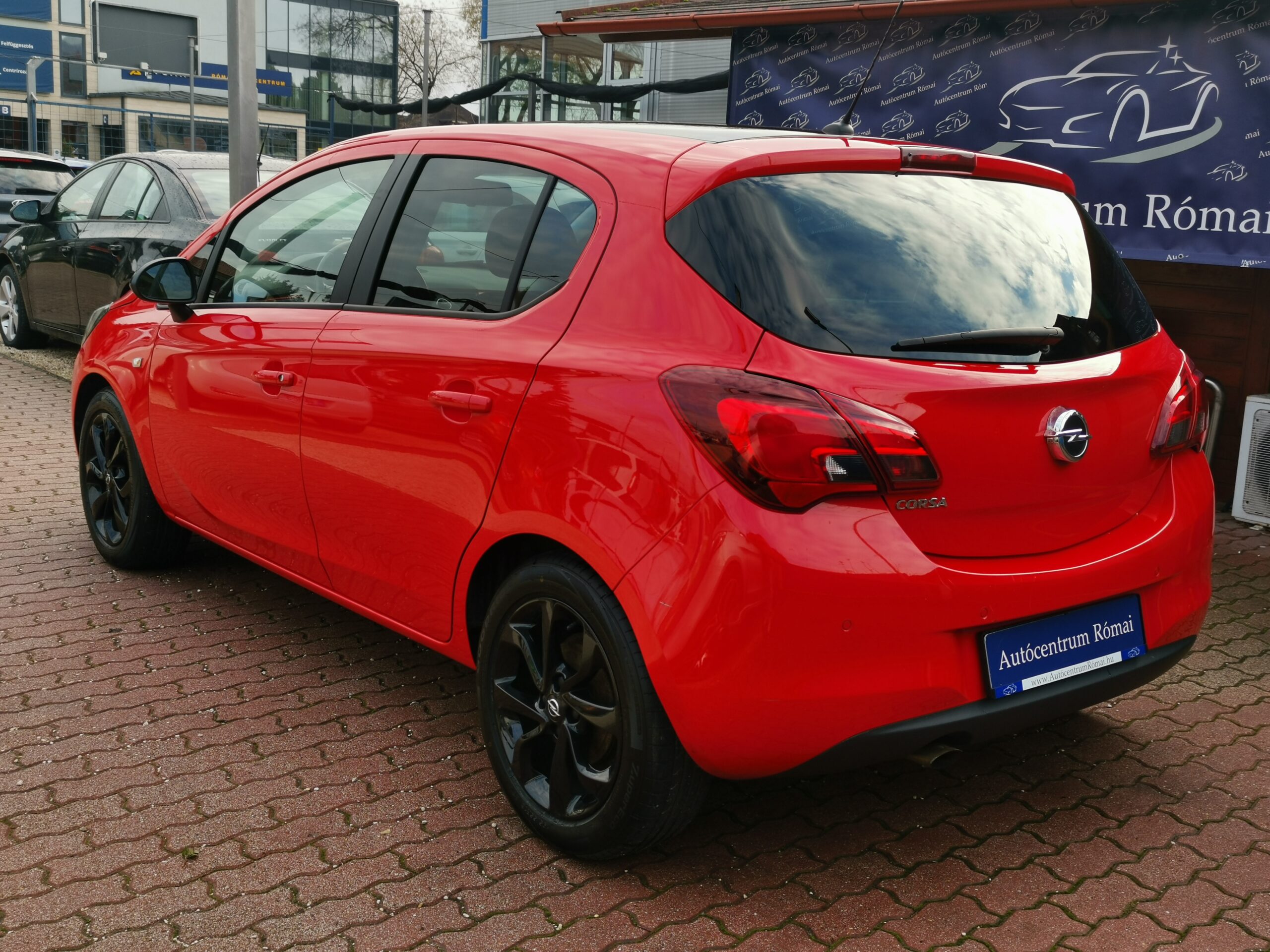 OPEL CORSA E 1.4 Color Edition Start-Stop 2. Tulaj. Szervizkönyv! TEMPOMAT. ÜLÉSFŰTÉS. PARKRADAR