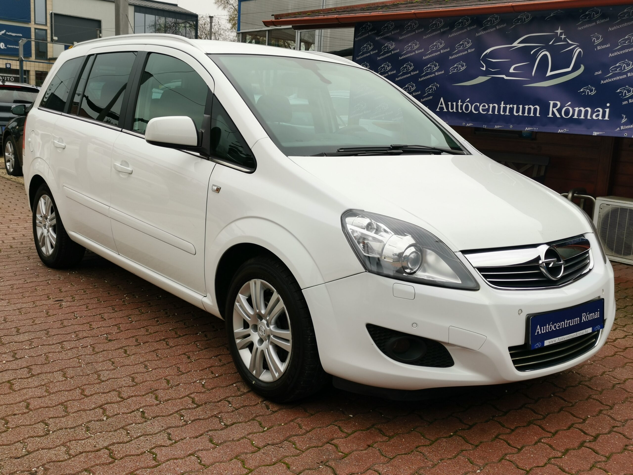 OPEL ZAFIRA B 1.8 Enjoy 140LE. 7 SZEM. XENON. PARKRADAR. DIGIT KLÍMA. TEMPOMAT. ÜLÉSFŰTÉS