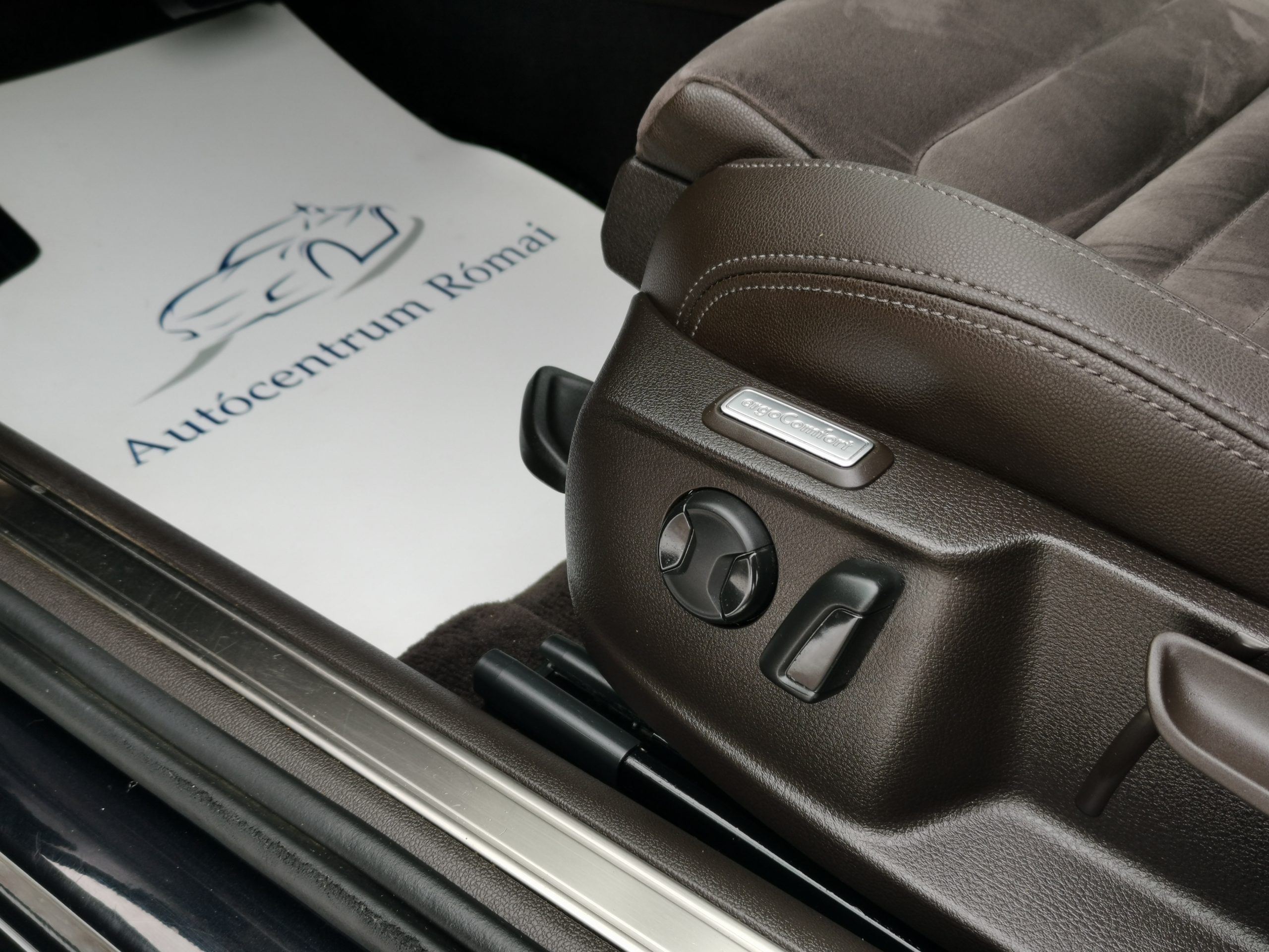 VOLKSWAGEN PASSAT 2.0 TDI BMT Highline DSG 112.000km! MO.-i. 1. Tulaj. Szervizkönyv! FÉLBŐR. LED. NAVIGÁCIÓ