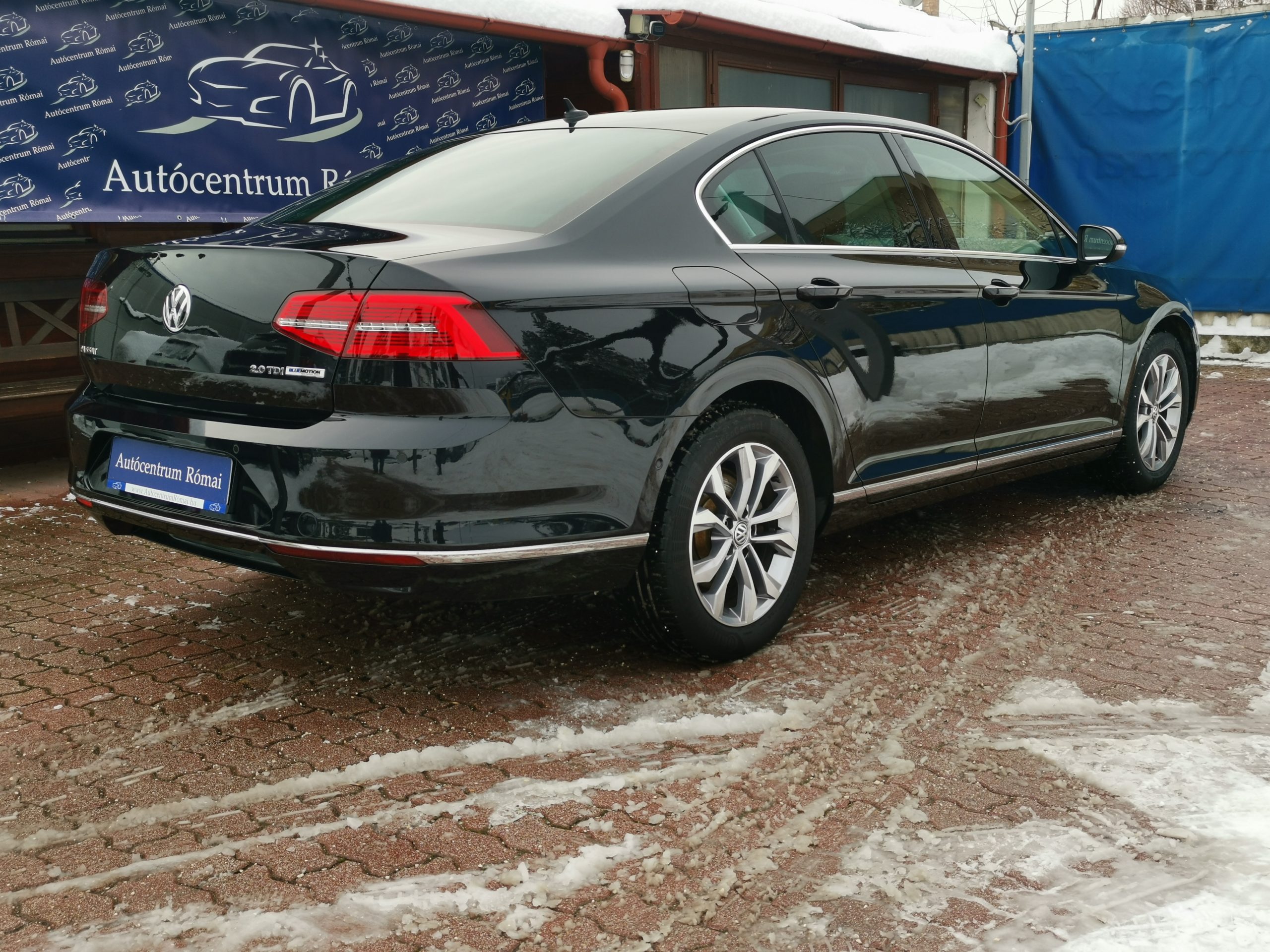 VOLKSWAGEN PASSAT 2.0 TDI BMT Highline DSG 112.000km! MO.-i. 1. Tulaj. Szervizkönyv! FÉLBŐR. LED. NAVIGÁCIÓ