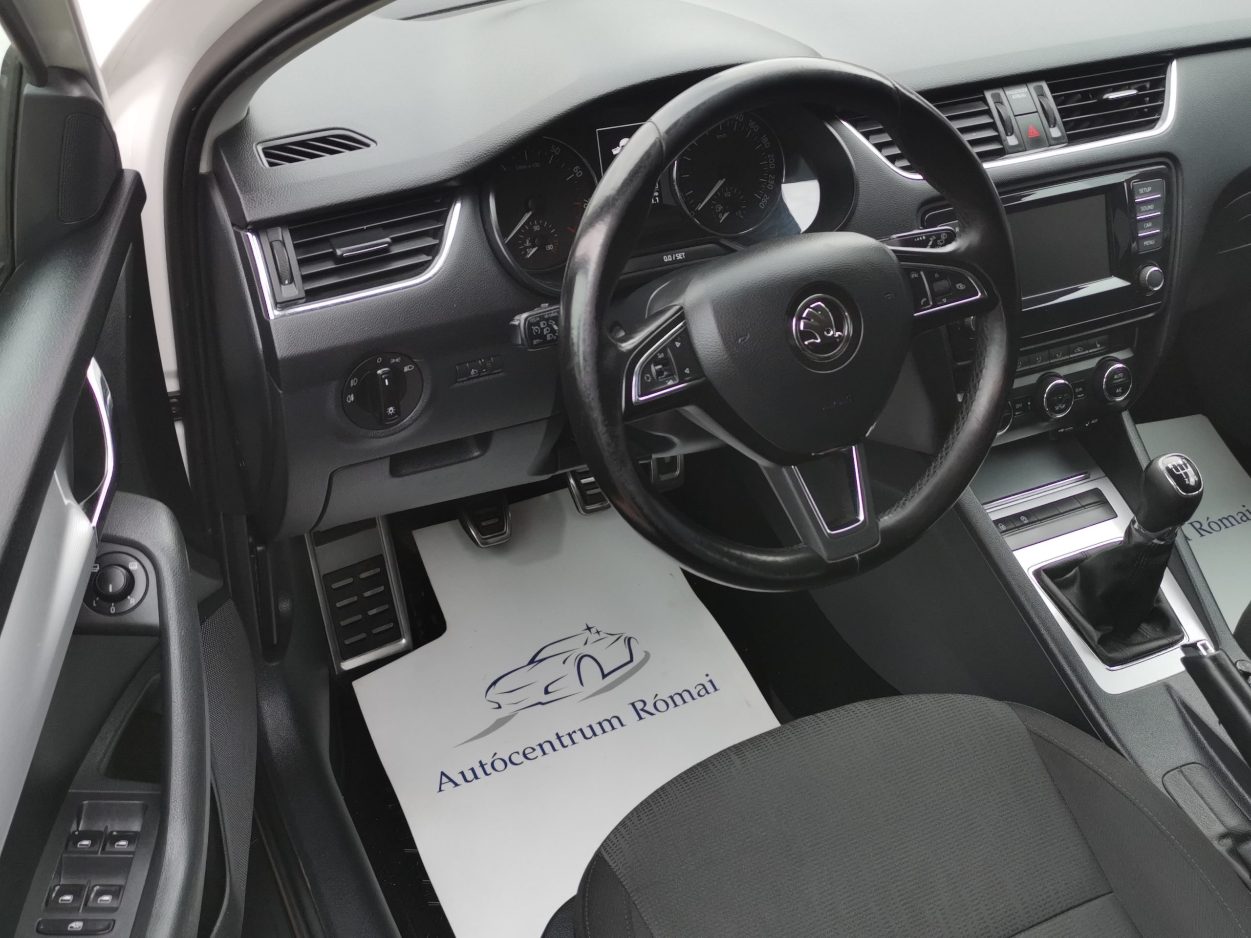 SKODA OCTAVIA Combi 1.4 TSI Elegance MO.-i. TEMPOMAT. PARKRADAR. ÜLÉSFŰTÉS. ALUFELNI