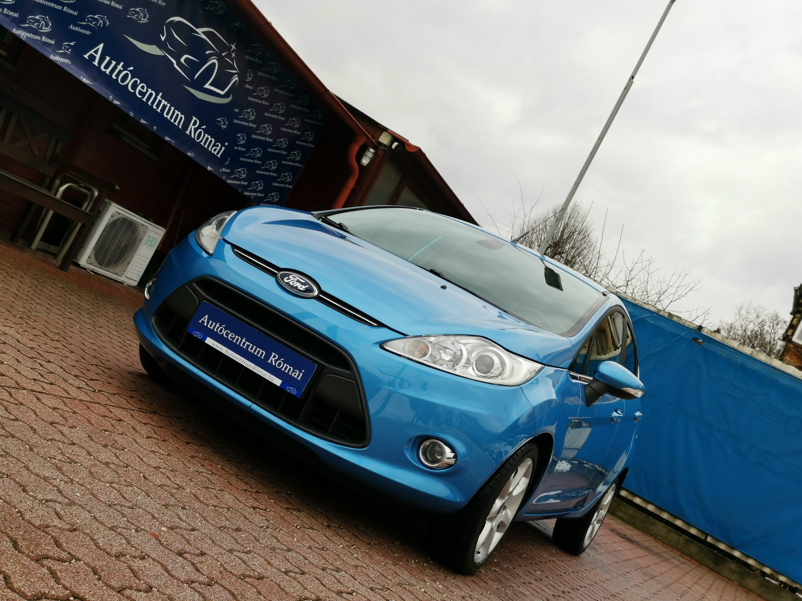 FORD FIESTA 1.25 Titanium 2. Tulaj. 132.000km! DIGIT KLÍMA. FÉLBŐR BELSŐ. ÜLÉSFŰTÉS. ALUFELNI