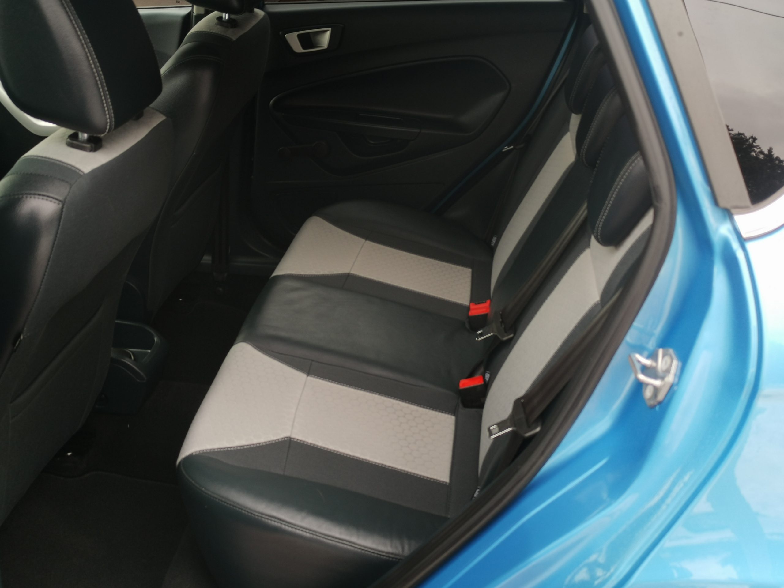 FORD FIESTA 1.25 Titanium 2. Tulaj. 132.000km! DIGIT KLÍMA. FÉLBŐR BELSŐ. ÜLÉSFŰTÉS. ALUFELNI