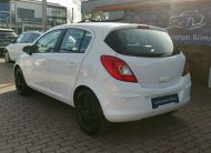 OPEL CORSA D 1.4 Cosmo NAVIGÁCIÓ. TEMPOMAT. FÉLBŐR BELSŐ. PARKRADAR. ÜLÉSFŰTÉS