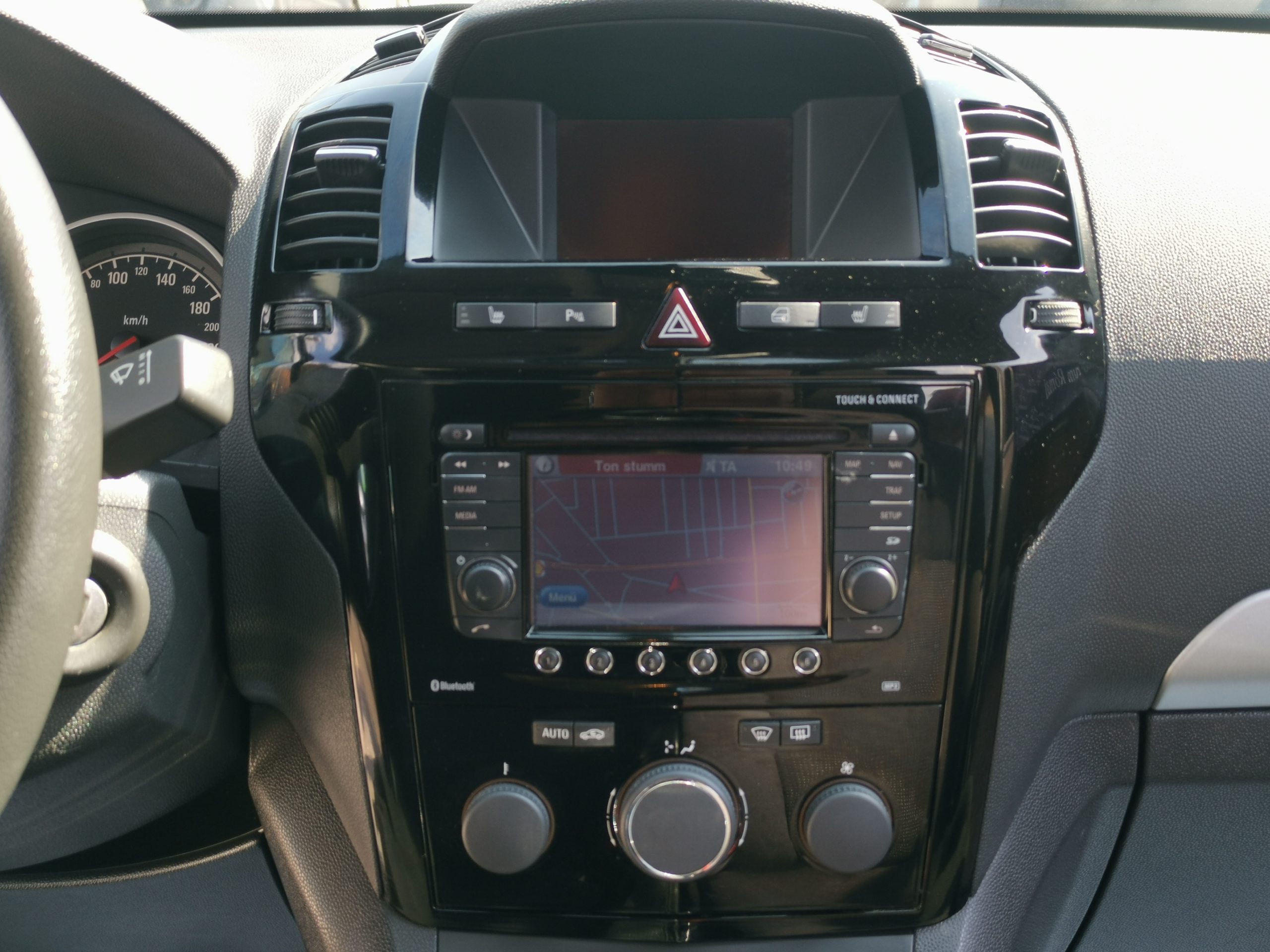 OPEL ZAFIRA B 1.8 Enjoy 2. Tulaj. Szervizkönyv! 7SZEM. XENON. NAVIGÁCIÓ. TEMPOMAT. PARKRADAR