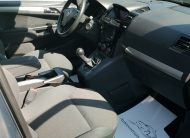 OPEL ZAFIRA B 1.8 Enjoy 2. Tulaj. Szervizkönyv! 7SZEM. XENON. NAVIGÁCIÓ. TEMPOMAT. PARKRADAR