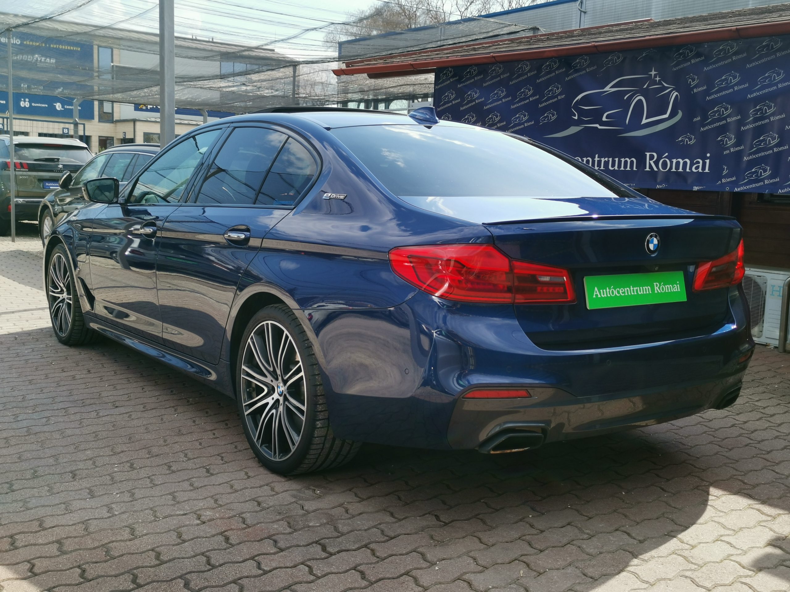 BMW 530e iPerformance (Automata) 105.000km! LED. NAVIGÁCIÓ. PANORÁMA TETŐ. 360 KAMERA. TEMPOMAT
