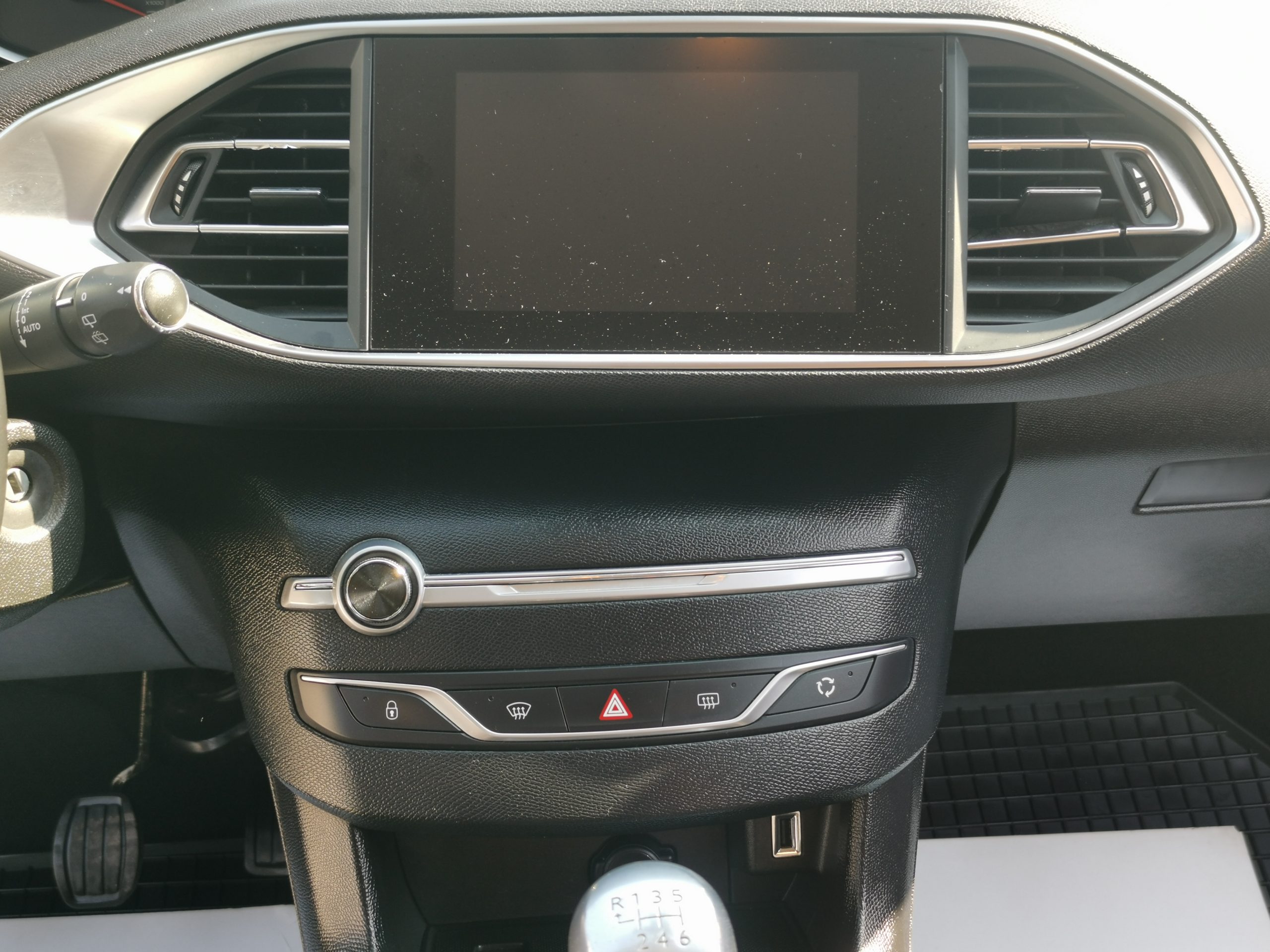 PEUGEOT 308 SW 1.5 BlueHDi Active MO.-i. 1. Tulaj. Szervizkönyv! TEMPOMAT. PARKRADAR. ÜLÉSFŰTÉS