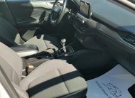 FORD FOCUS 1.5 EcoBoost Titanium S S MO.-i. 1. Tulaj. Szervizkönyv! NAVIGÁCIÓ. KAMERA. LED. TEMPOMAT. ALUFELNI