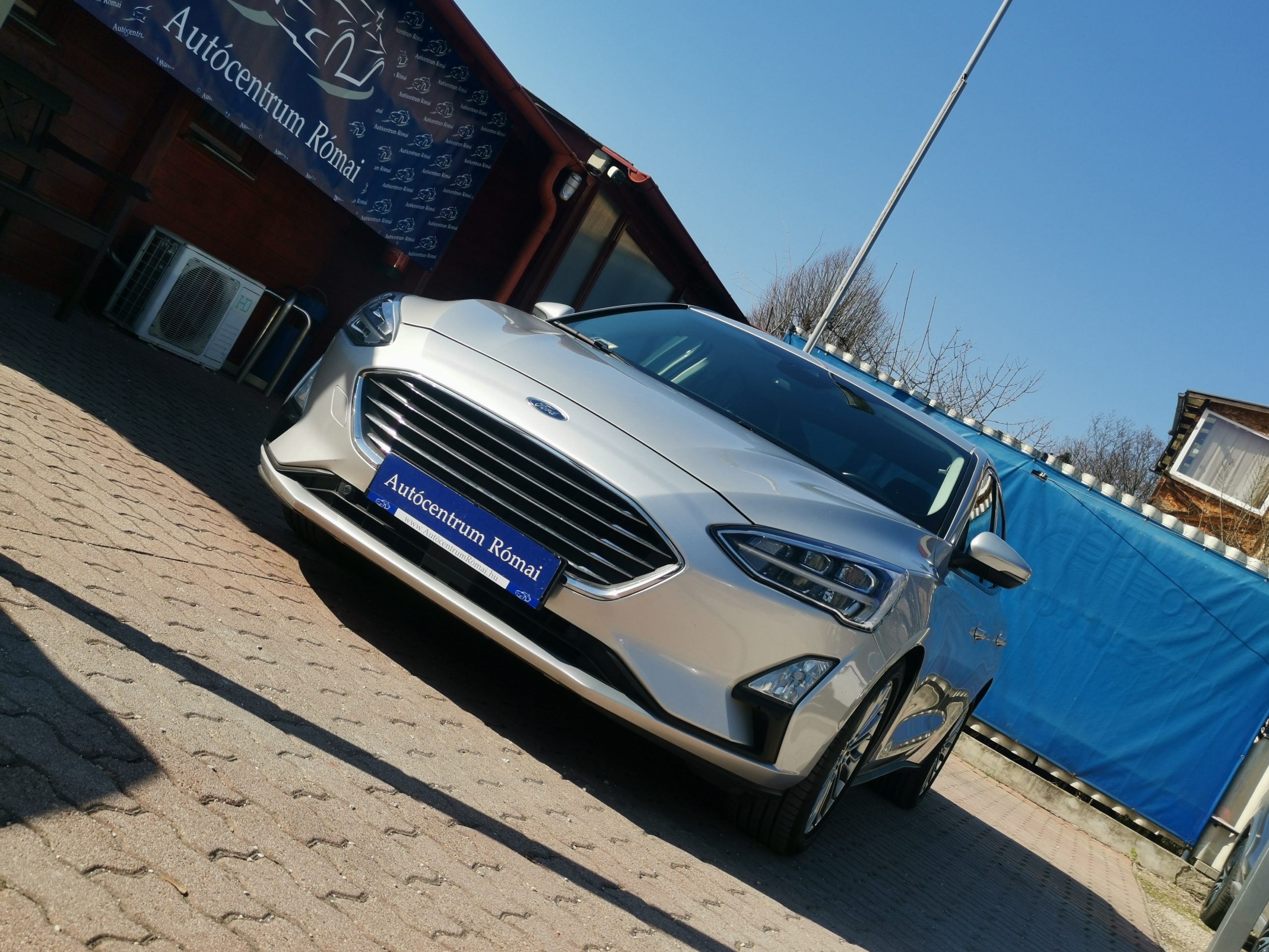 FORD FOCUS 1.5 EcoBoost Titanium S S MO.-i. 1. Tulaj. Szervizkönyv! NAVIGÁCIÓ. KAMERA. LED. TEMPOMAT. ALUFELNI