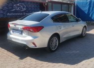 FORD FOCUS 1.5 EcoBoost Titanium S S MO.-i. 1. Tulaj. Szervizkönyv! NAVIGÁCIÓ. KAMERA. LED. TEMPOMAT. ALUFELNI