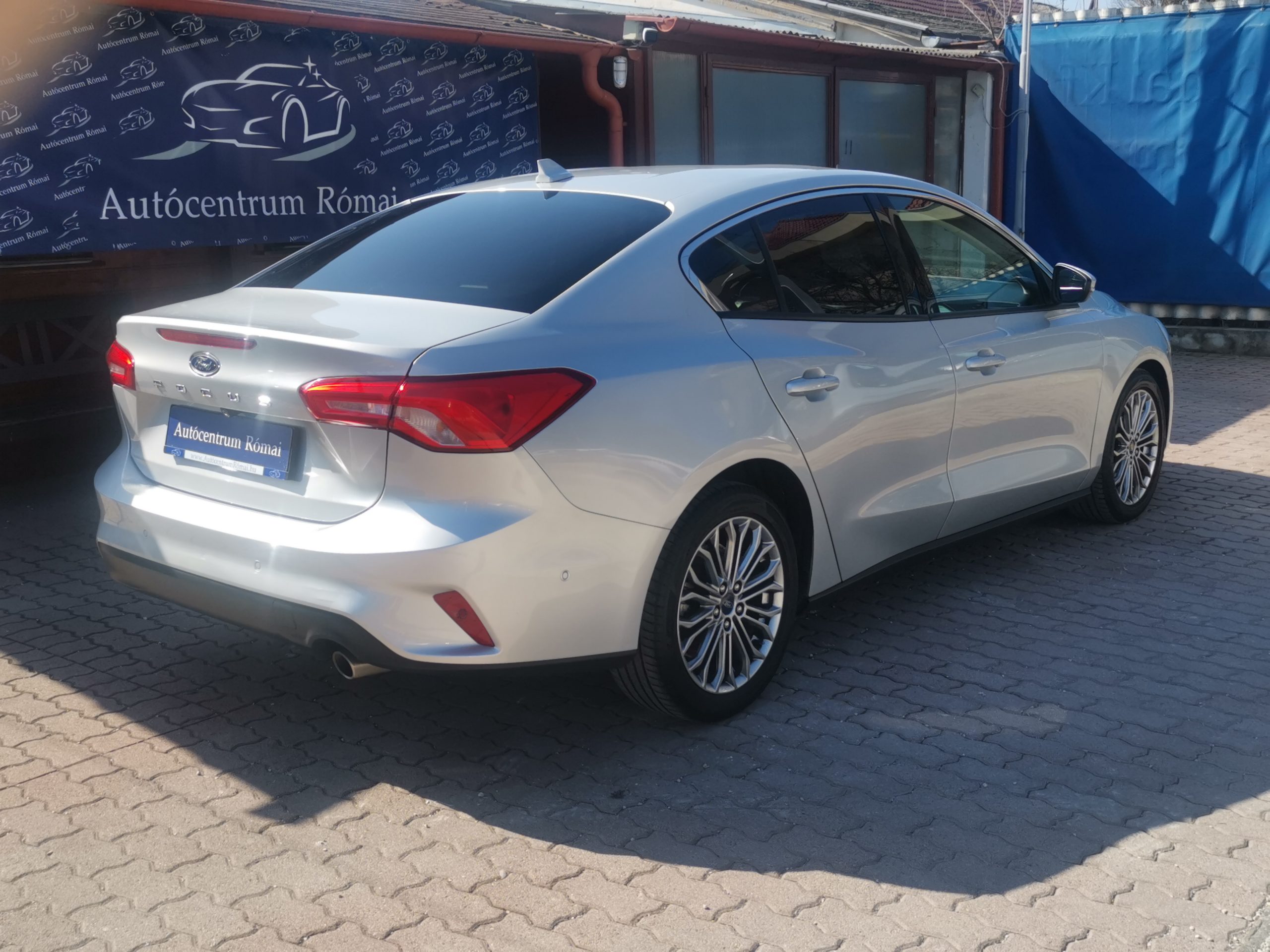 FORD FOCUS 1.5 EcoBoost Titanium S S MO.-i. 1. Tulaj. Szervizkönyv! NAVIGÁCIÓ. KAMERA. LED. TEMPOMAT. ALUFELNI