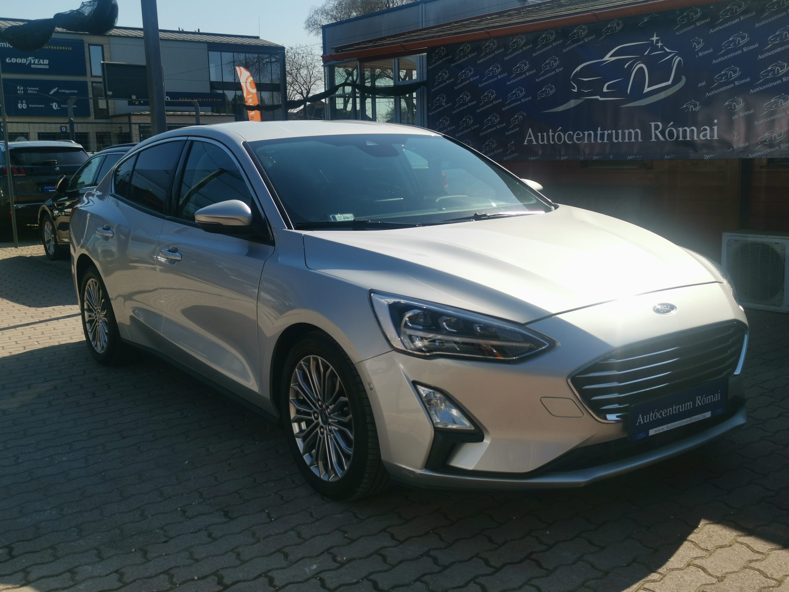 FORD FOCUS 1.5 EcoBoost Titanium S S MO.-i. 1. Tulaj. Szervizkönyv! NAVIGÁCIÓ. KAMERA. LED. TEMPOMAT. ALUFELNI