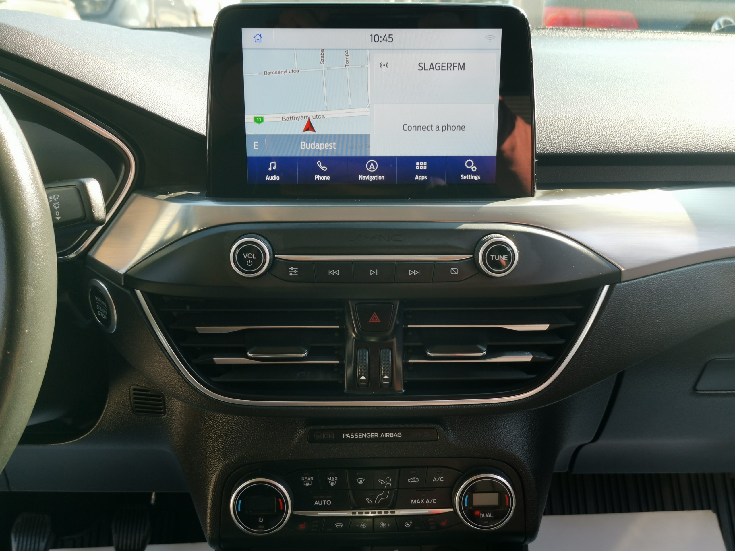 FORD FOCUS 1.5 EcoBoost Titanium S S MO.-i. 1. Tulaj. Szervizkönyv! NAVIGÁCIÓ. KAMERA. LED. TEMPOMAT. ALUFELNI