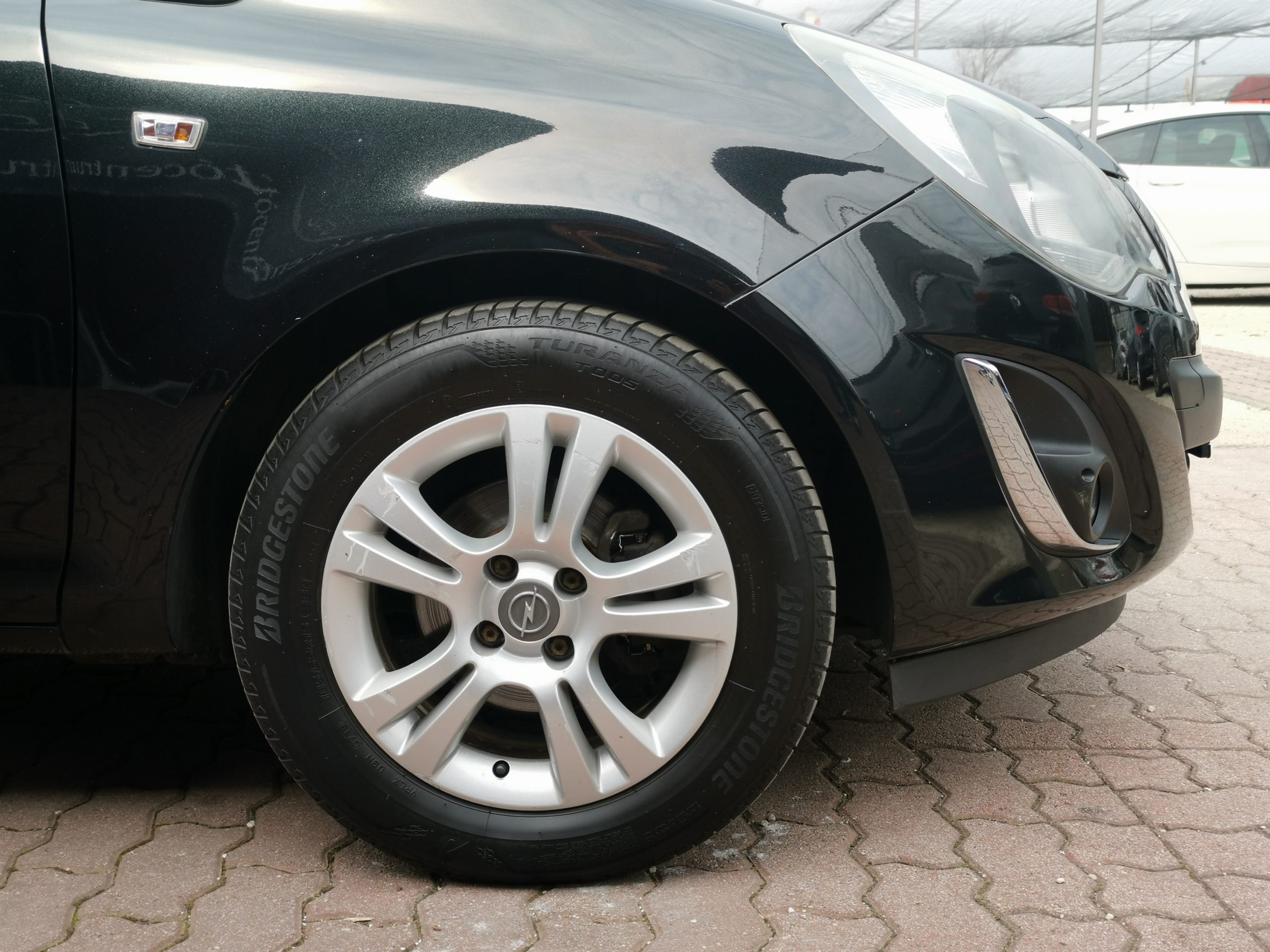 OPEL CORSA D 1.4 Cosmo 100LE! KLÍMA. FÉLBŐR BELSŐ. ÜLÉSFŰTÉS. ALUFELNI. ELEKTROMOS ABLAK