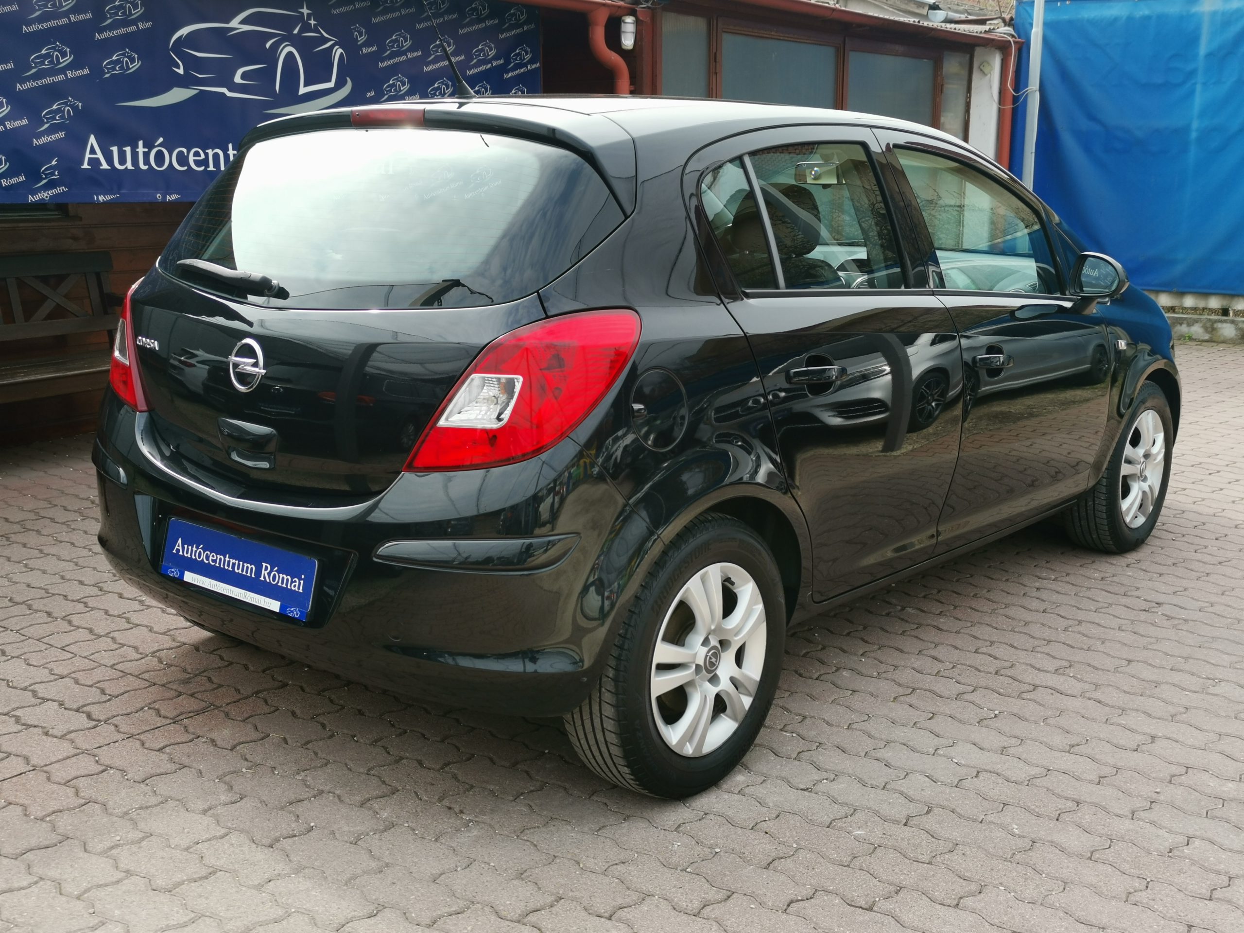 OPEL CORSA D 1.4 Cosmo 100LE! KLÍMA. FÉLBŐR BELSŐ. ÜLÉSFŰTÉS. ALUFELNI. ELEKTROMOS ABLAK