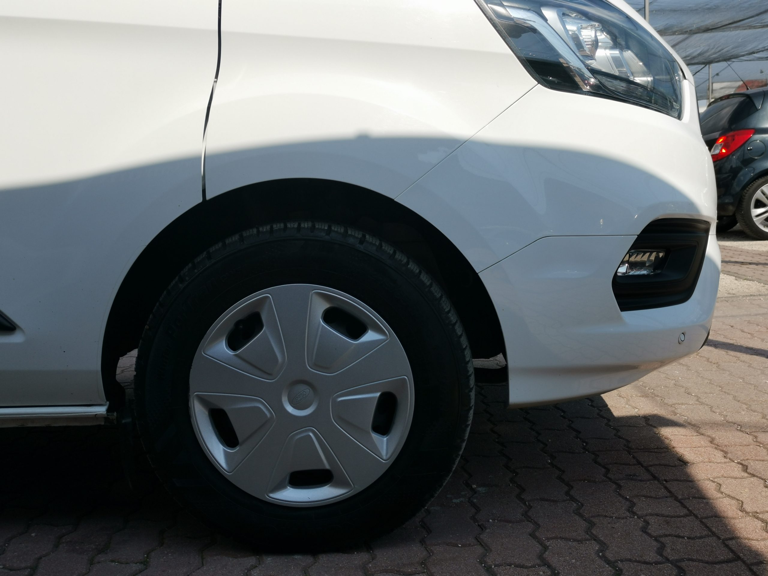 FORD TRANSIT 2.0 TDCi 330 LWB Trend (6 személyes ) MO.-i. 1. Tulaj. Szervizkönyv! VONÓHOROG. TEMPOMAT. ÜLÉSFŰTÉS