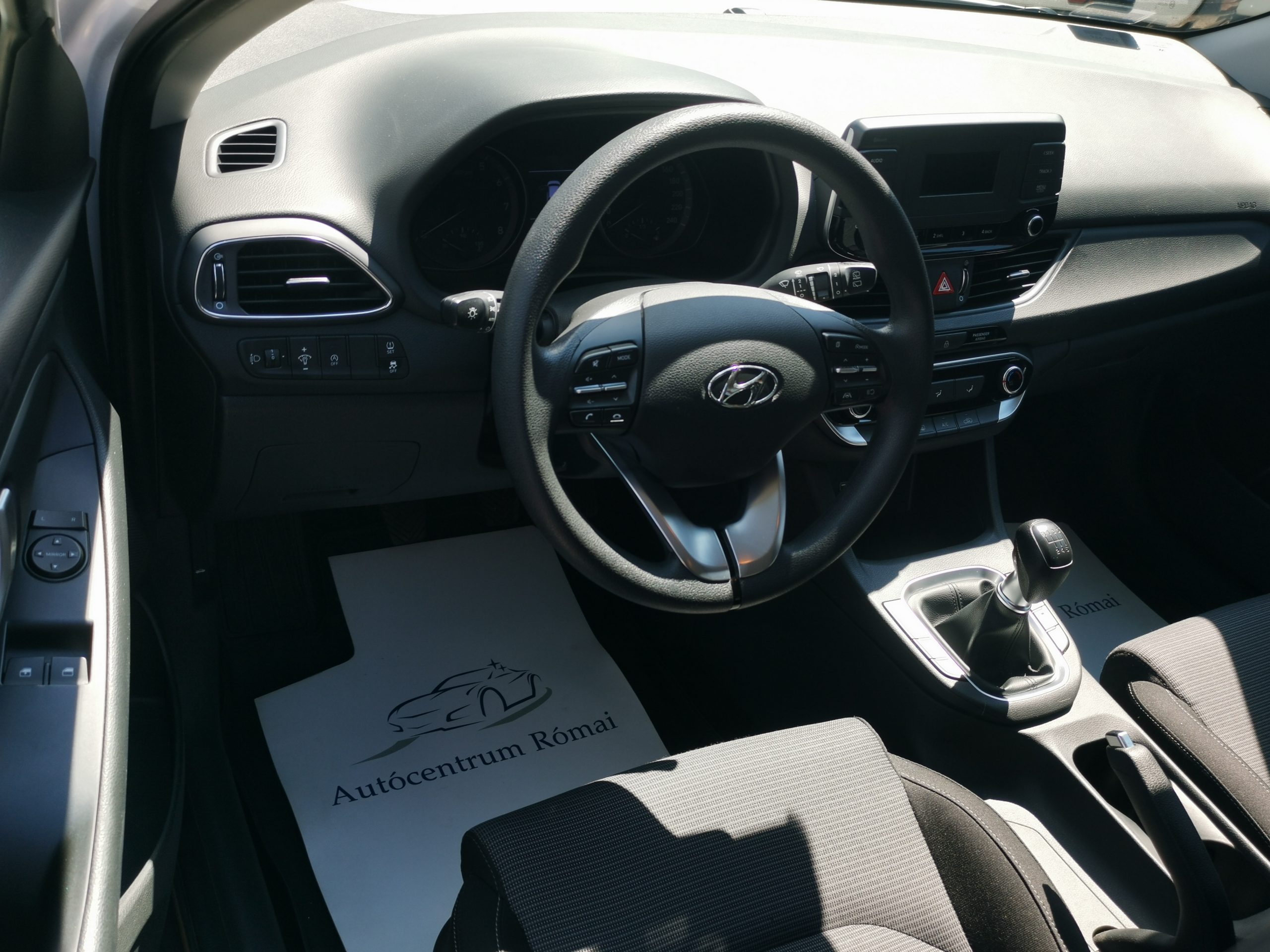 HYUNDAI I30 1.5 DPi Life MO.-i. 1. Tulaj. Szervizkönyv! ÁFÁ-s! TEMPOMAT. PARKRADAR. KÖDLÁMPA