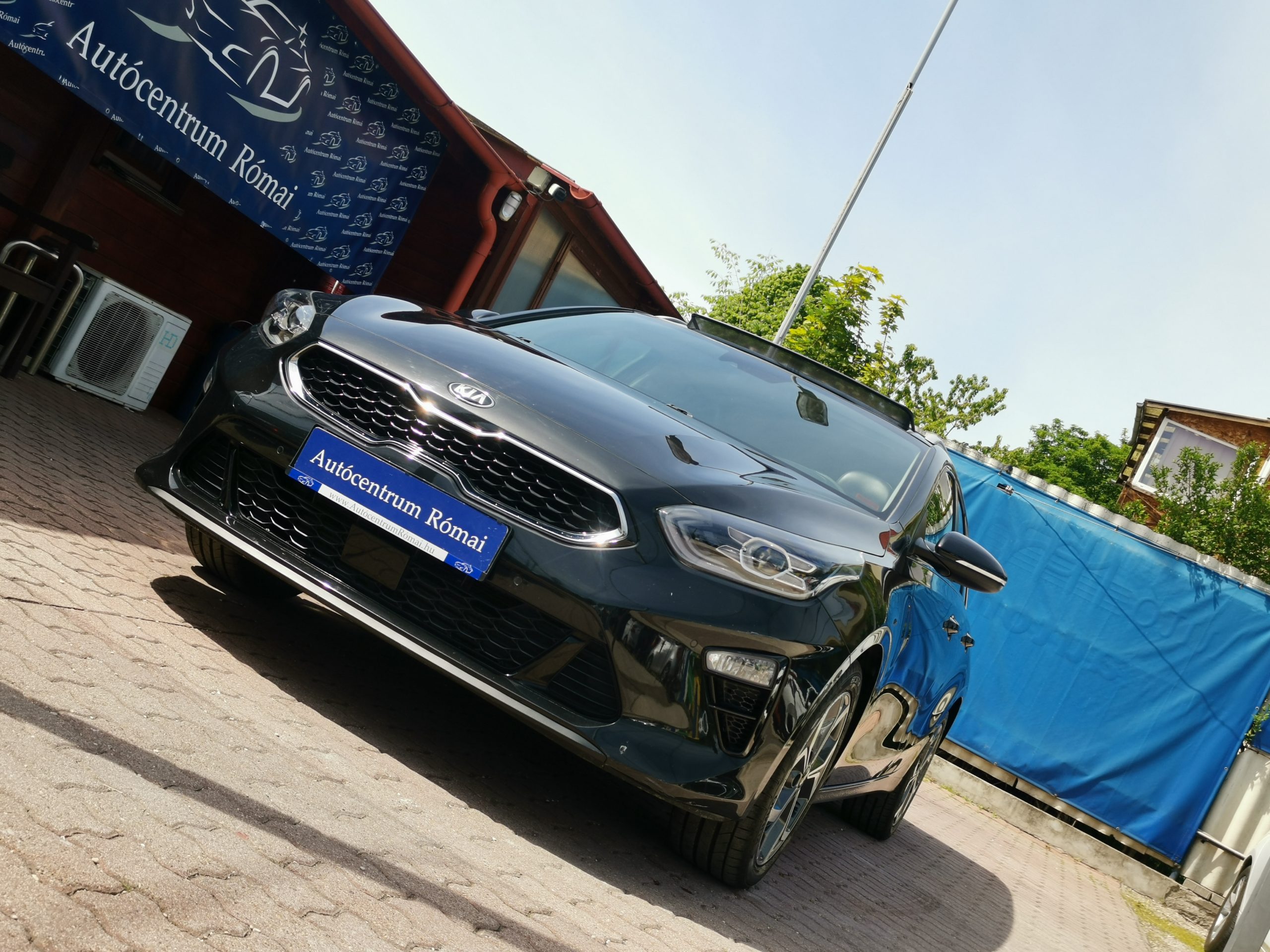 KIA CEE'D Ceed SW 1.4 T-GDI Platinum 97.000KM! 2. Tulaj. Szervizkönyv! PANORÁMA TETŐ. BŐR BELSŐ. KAMERA. NAVIGÁCIÓ