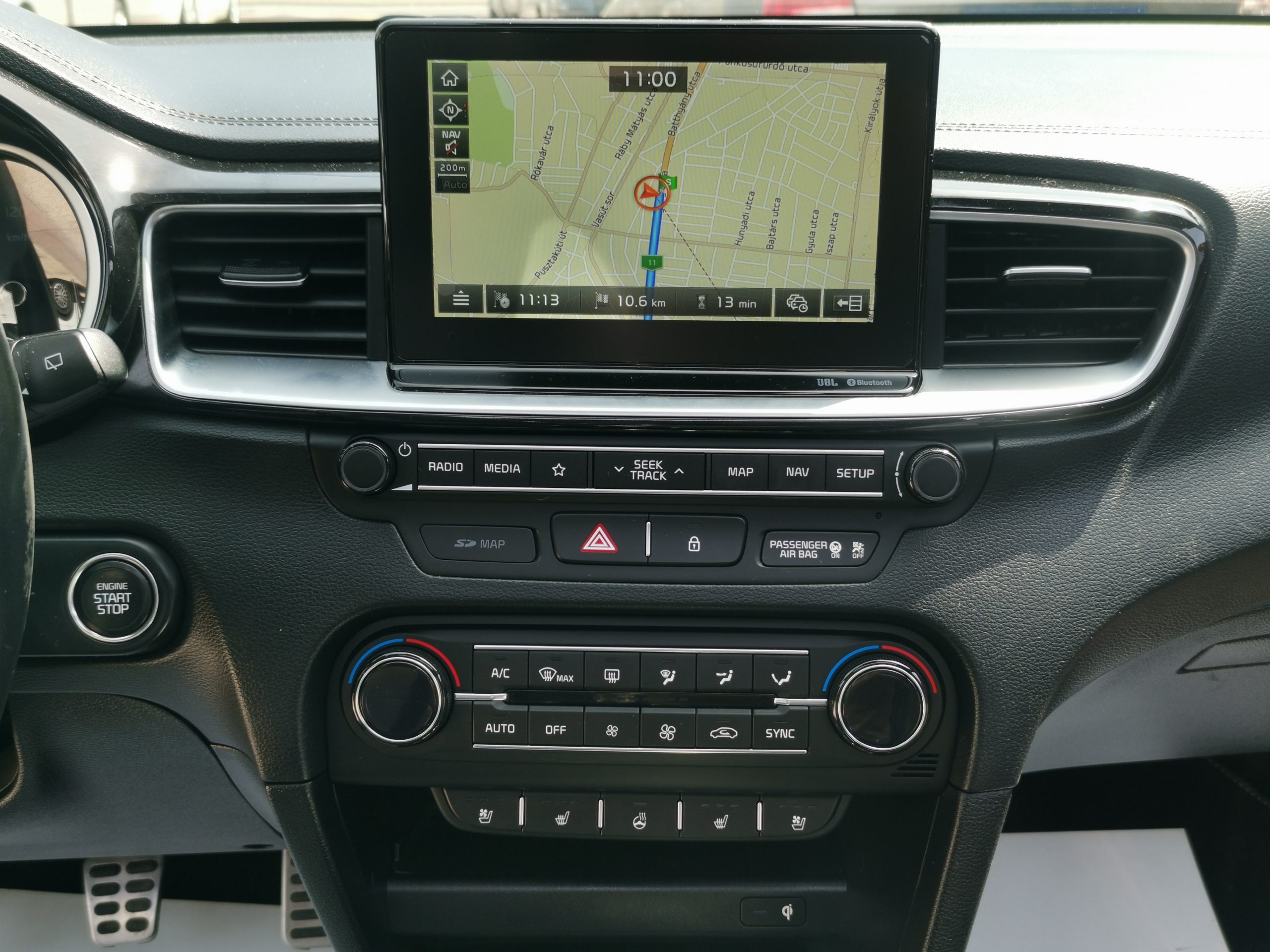 KIA CEE'D Ceed SW 1.4 T-GDI Platinum 97.000KM! 2. Tulaj. Szervizkönyv! PANORÁMA TETŐ. BŐR BELSŐ. KAMERA. NAVIGÁCIÓ