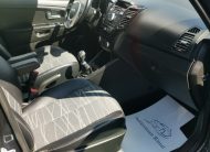 KIA VENGA 1.4 CVVT Limitált 2. Tulaj. DIGIT KLÍMA. FÉLBŐR BELSŐ. ÜLÉSFŰTÉS. PARKRADAR