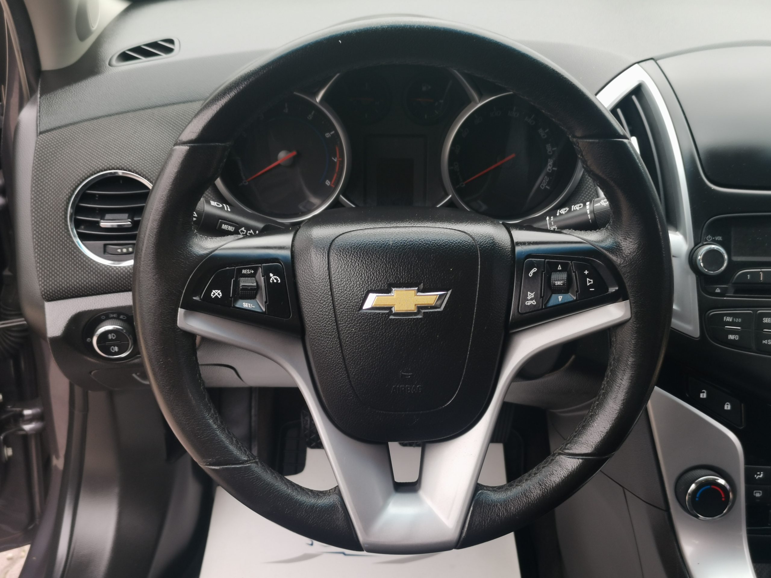 CHEVROLET CRUZE SW 1.6 LT Plus 1 Tulaj. 116.000km! PARKRADAR. ALUFELNI. TEMPOMAT. KÖDLÁMPA