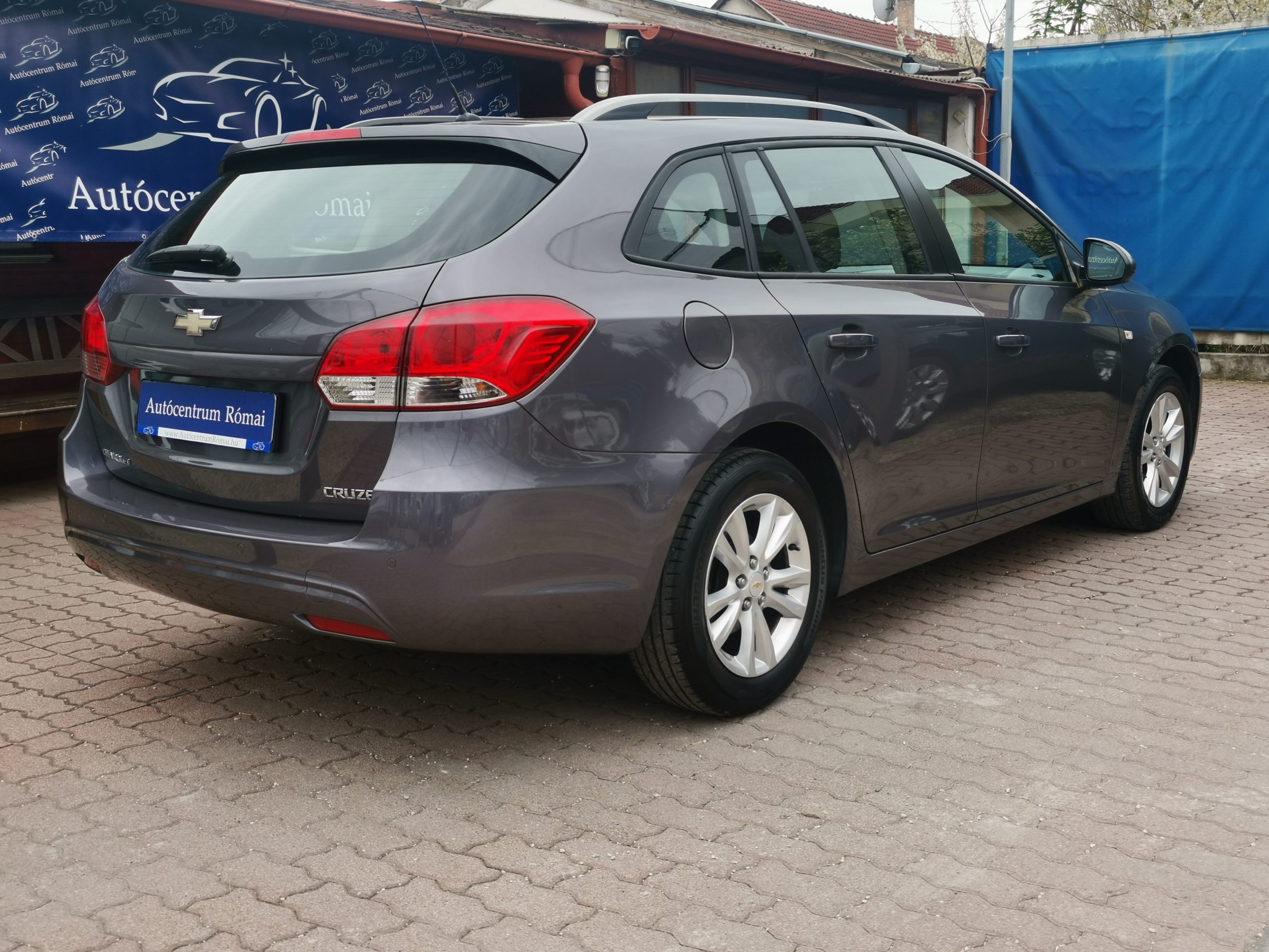 CHEVROLET CRUZE SW 1.6 LT Plus 1 Tulaj. 116.000km! PARKRADAR. ALUFELNI. TEMPOMAT. KÖDLÁMPA