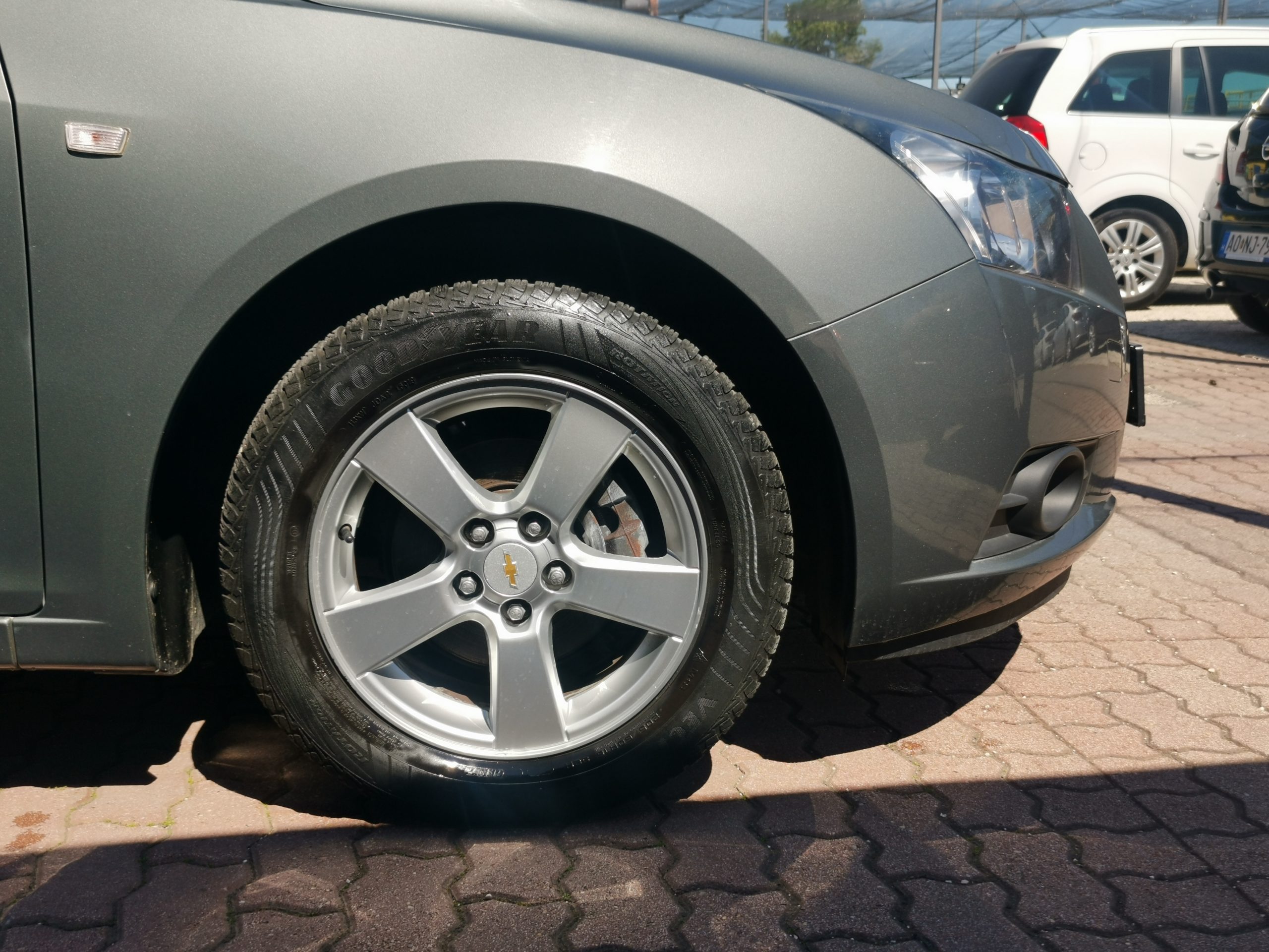 CHEVROLET CRUZE 1.8 LT Plus 104.000km! TEMPOMAT. PARKRADAR. KÖDLÁMPA. ALUFELNI