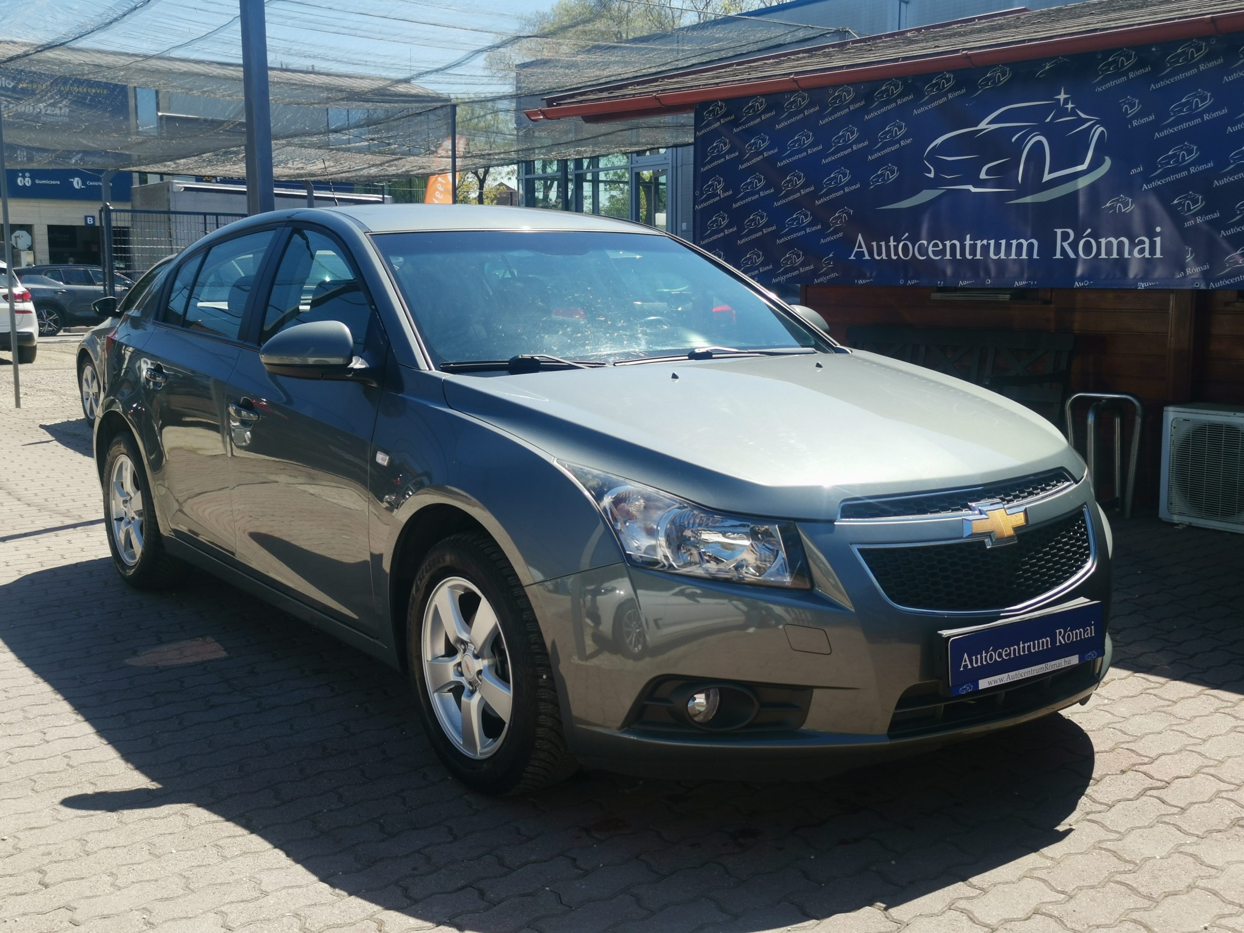 CHEVROLET CRUZE 1.8 LT Plus 104.000km! TEMPOMAT. PARKRADAR. KÖDLÁMPA. ALUFELNI
